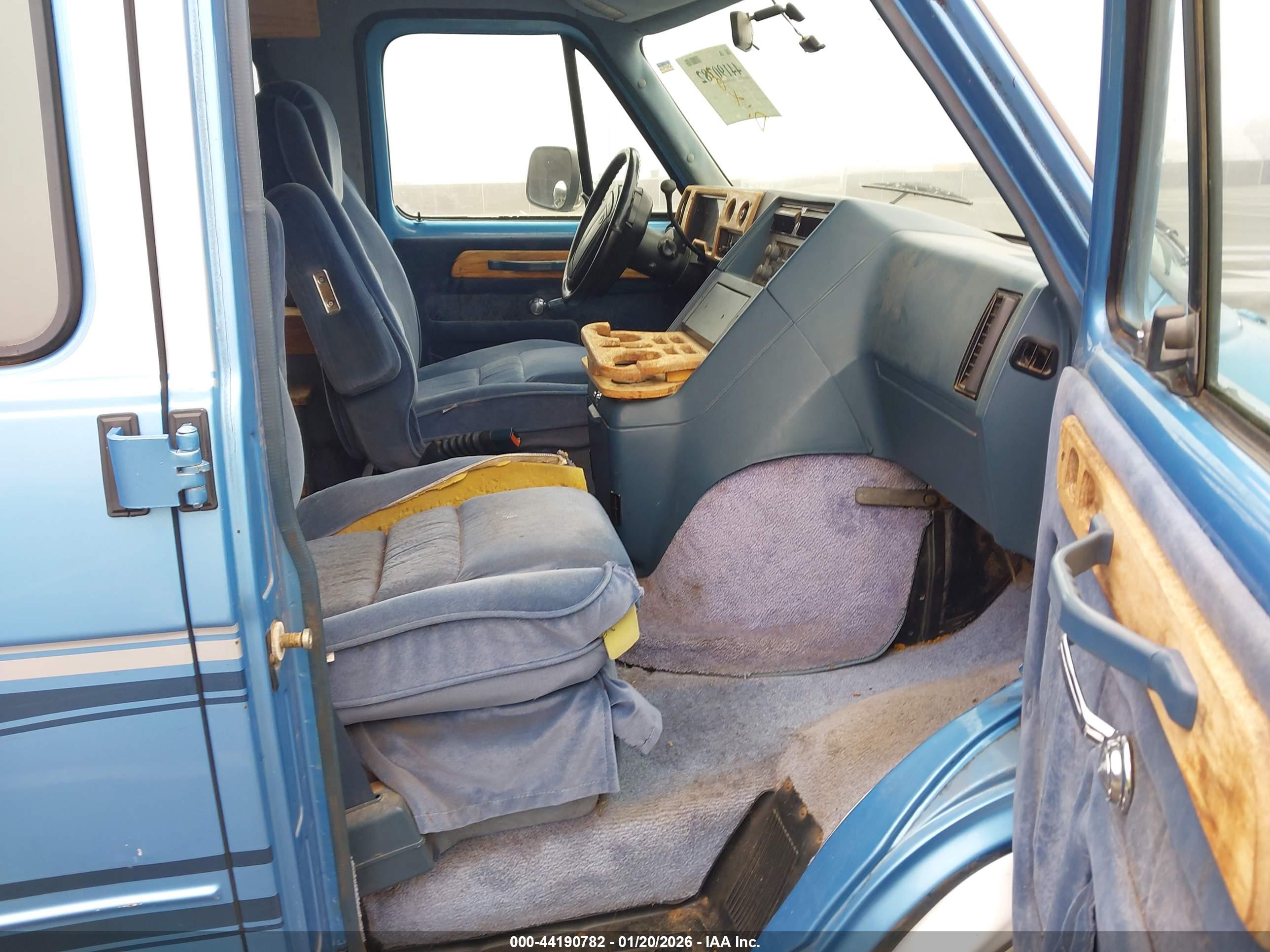 CHEVROLET G20 image 5