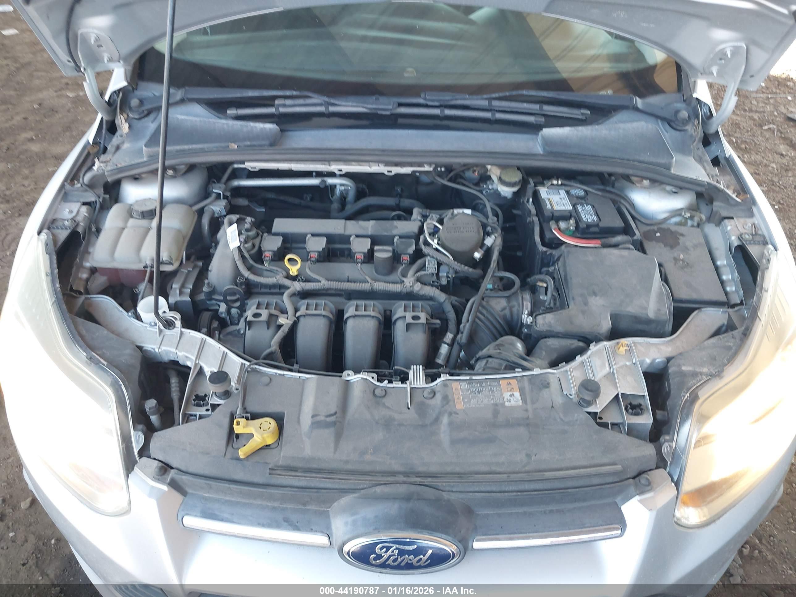 FORD FOCUS image 10