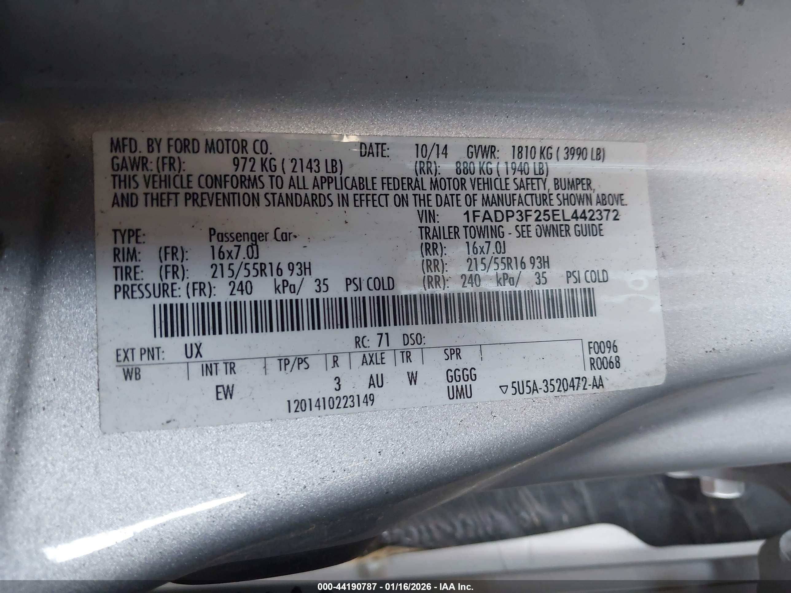 FORD FOCUS image 9