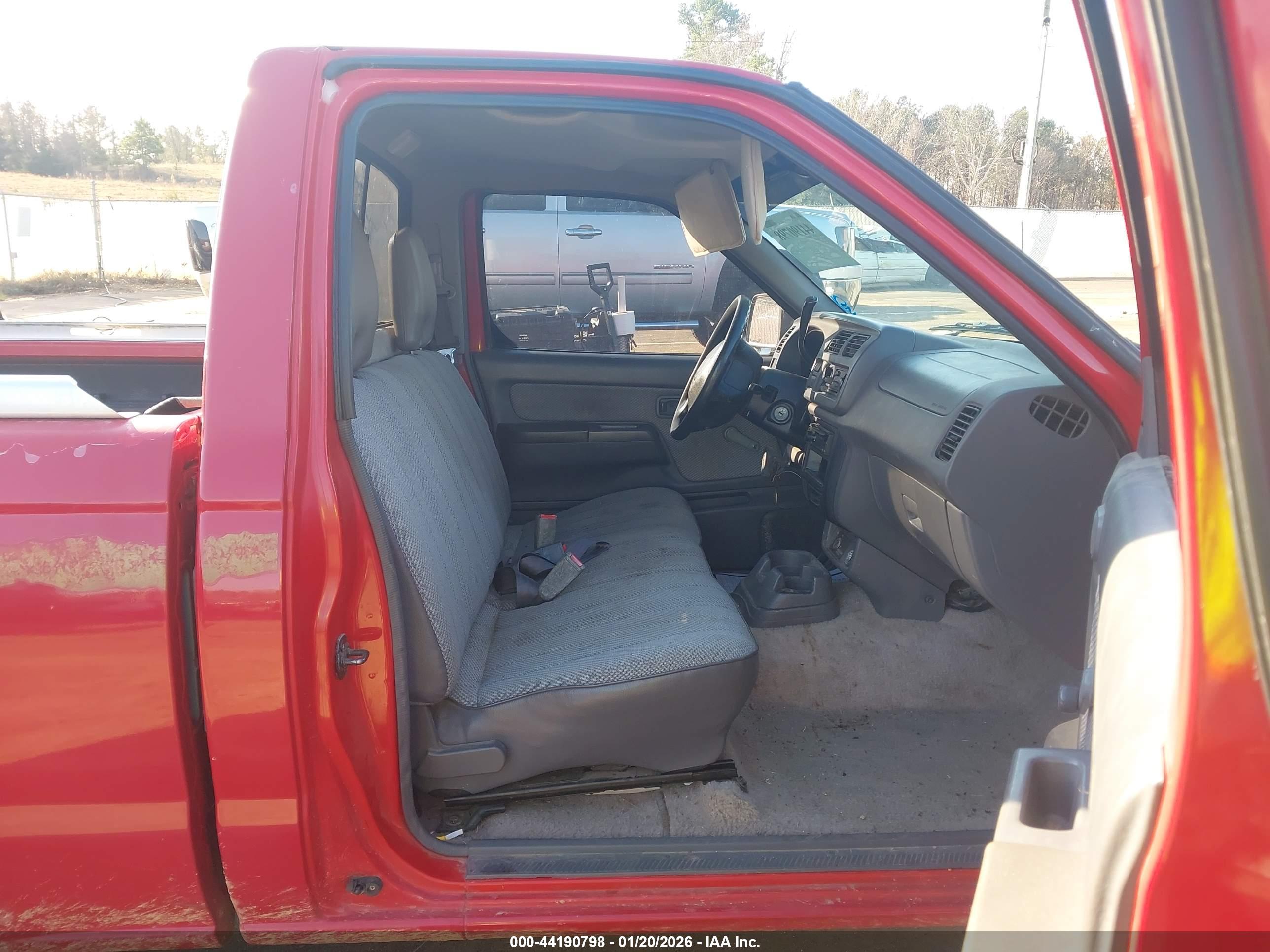 NISSAN FRONTIER image 5