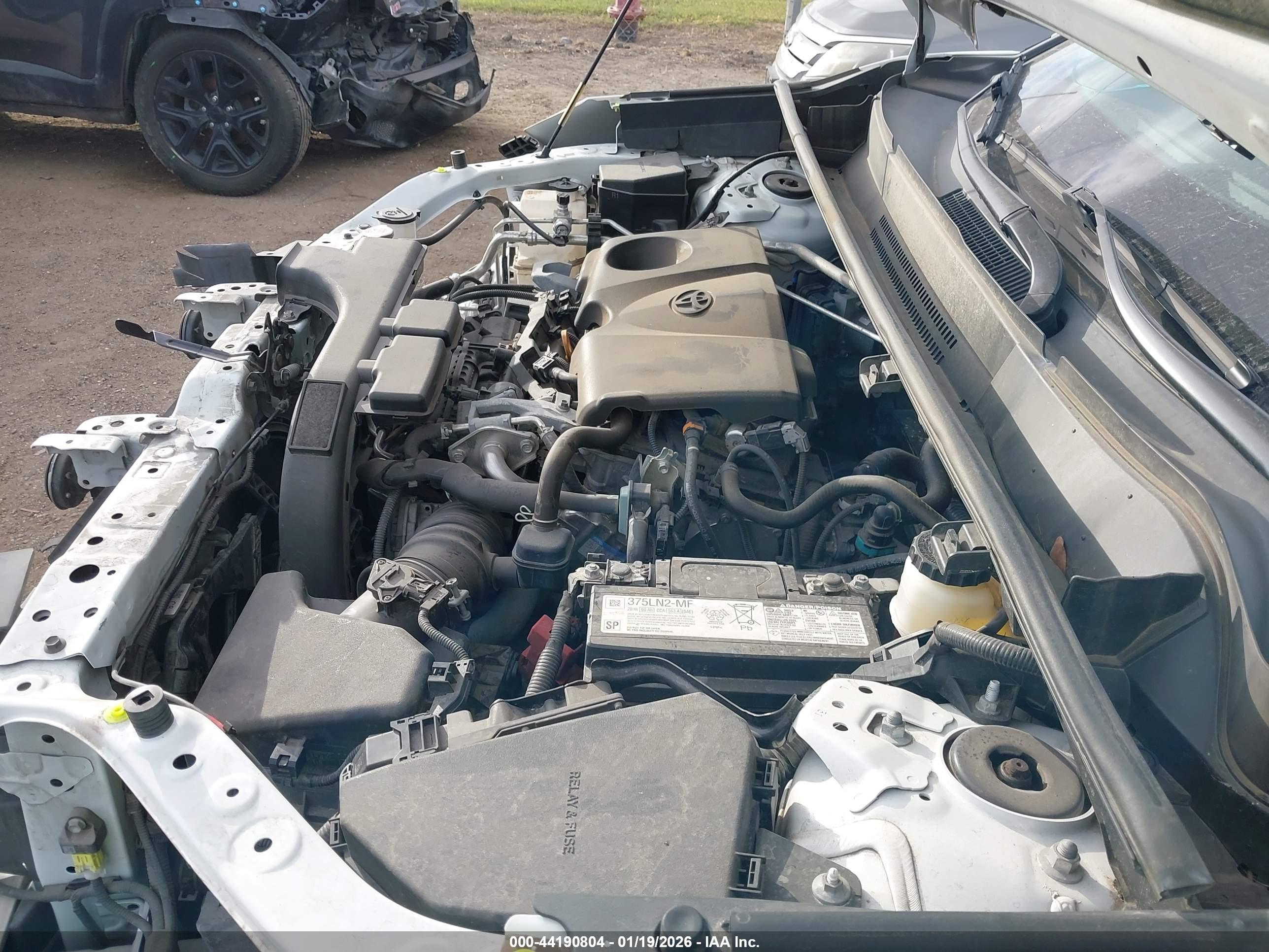 TOYOTA RAV4 image 11