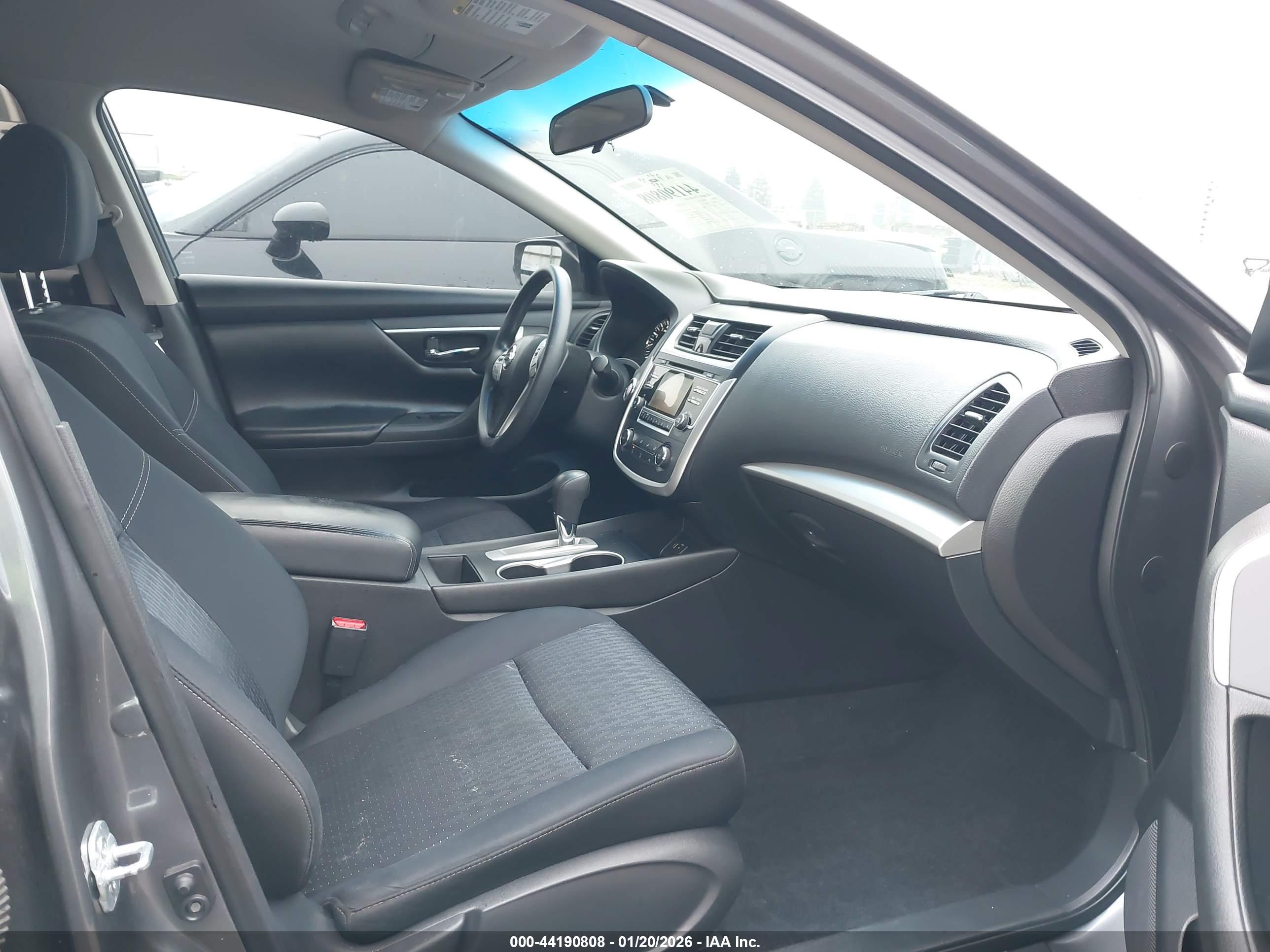 NISSAN ALTIMA image 5