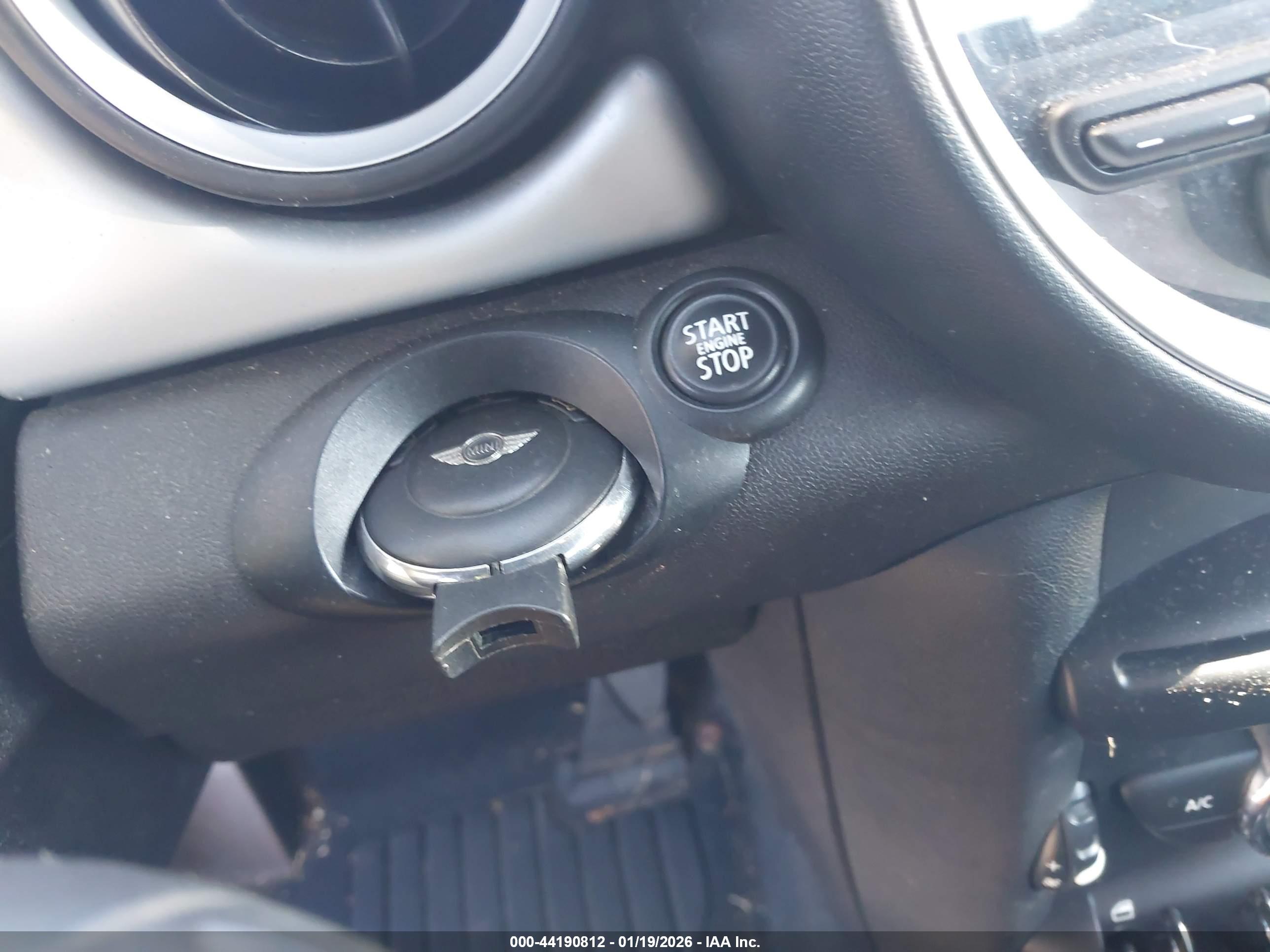 MINI COUPE image 11