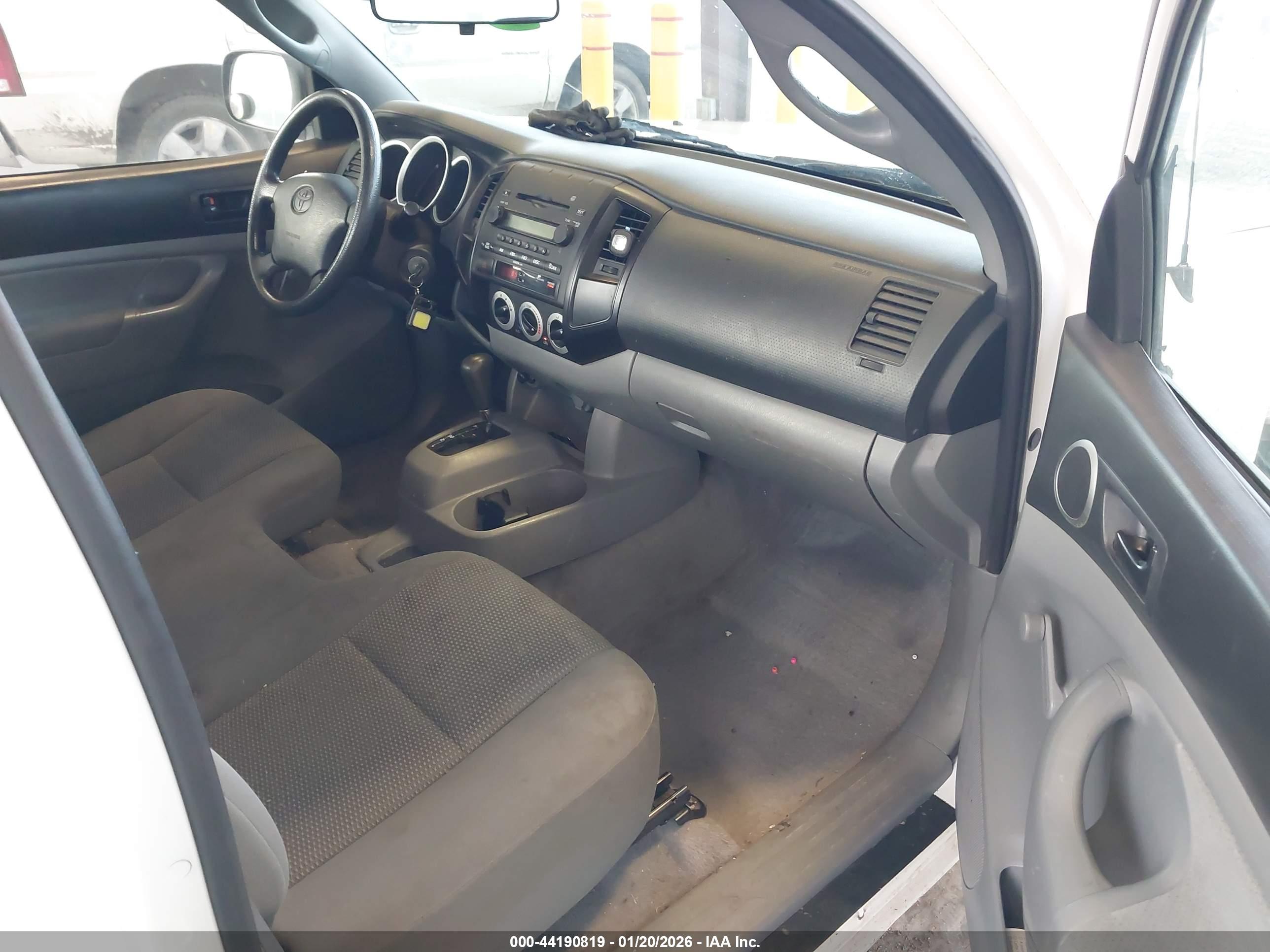 TOYOTA TACOMA image 5