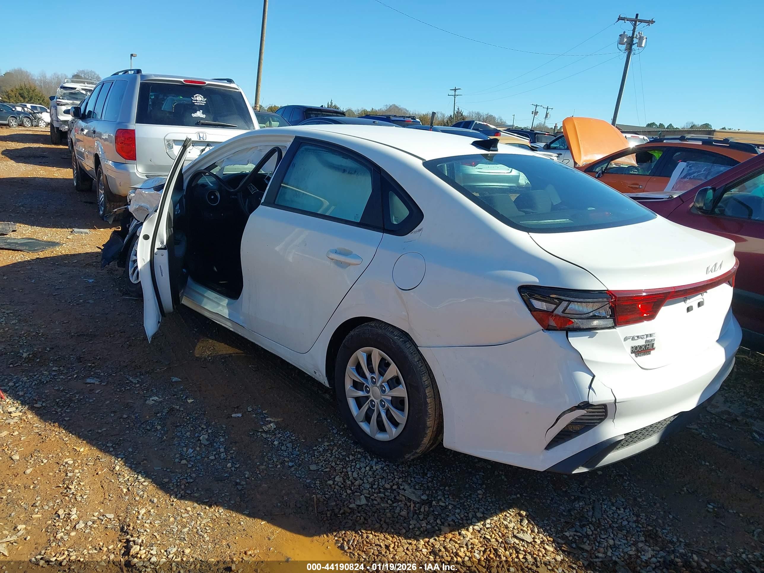 KIA FORTE image 3