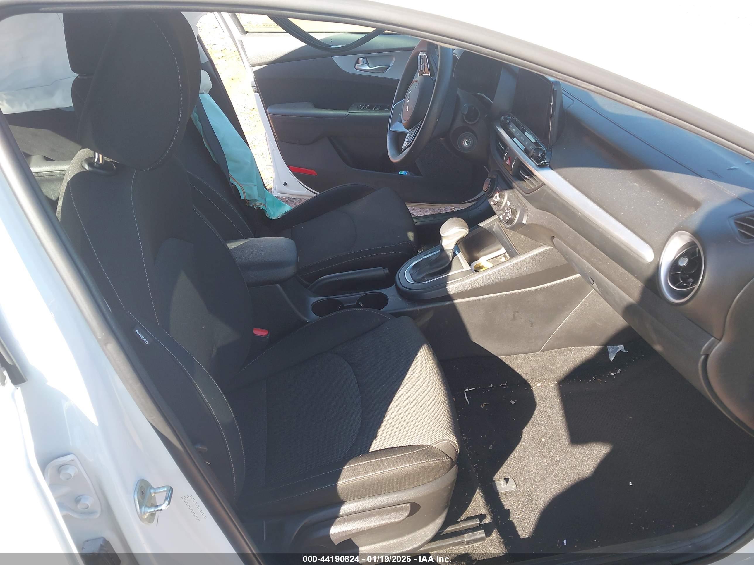 KIA FORTE image 5