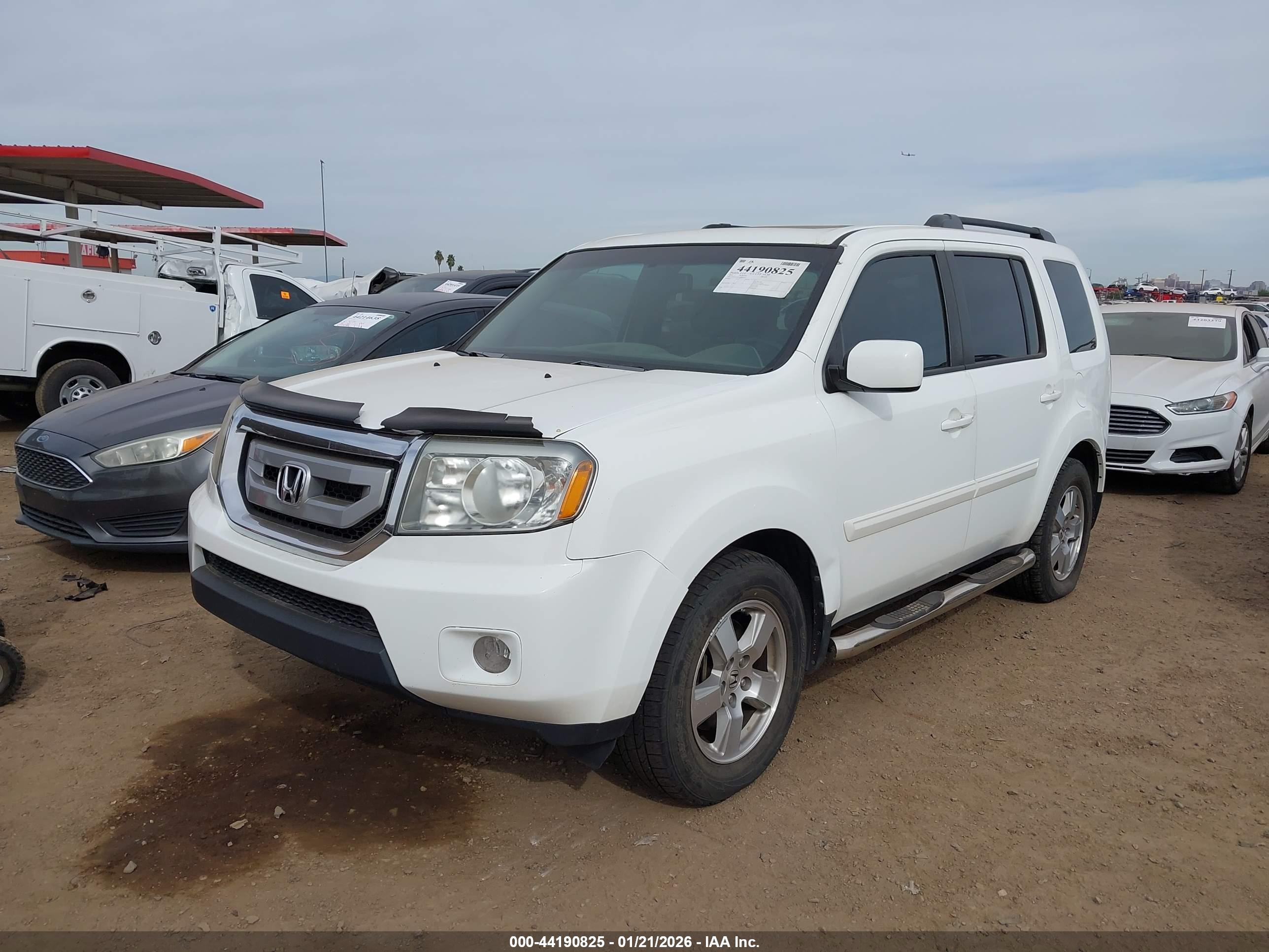 HONDA PILOT image 2