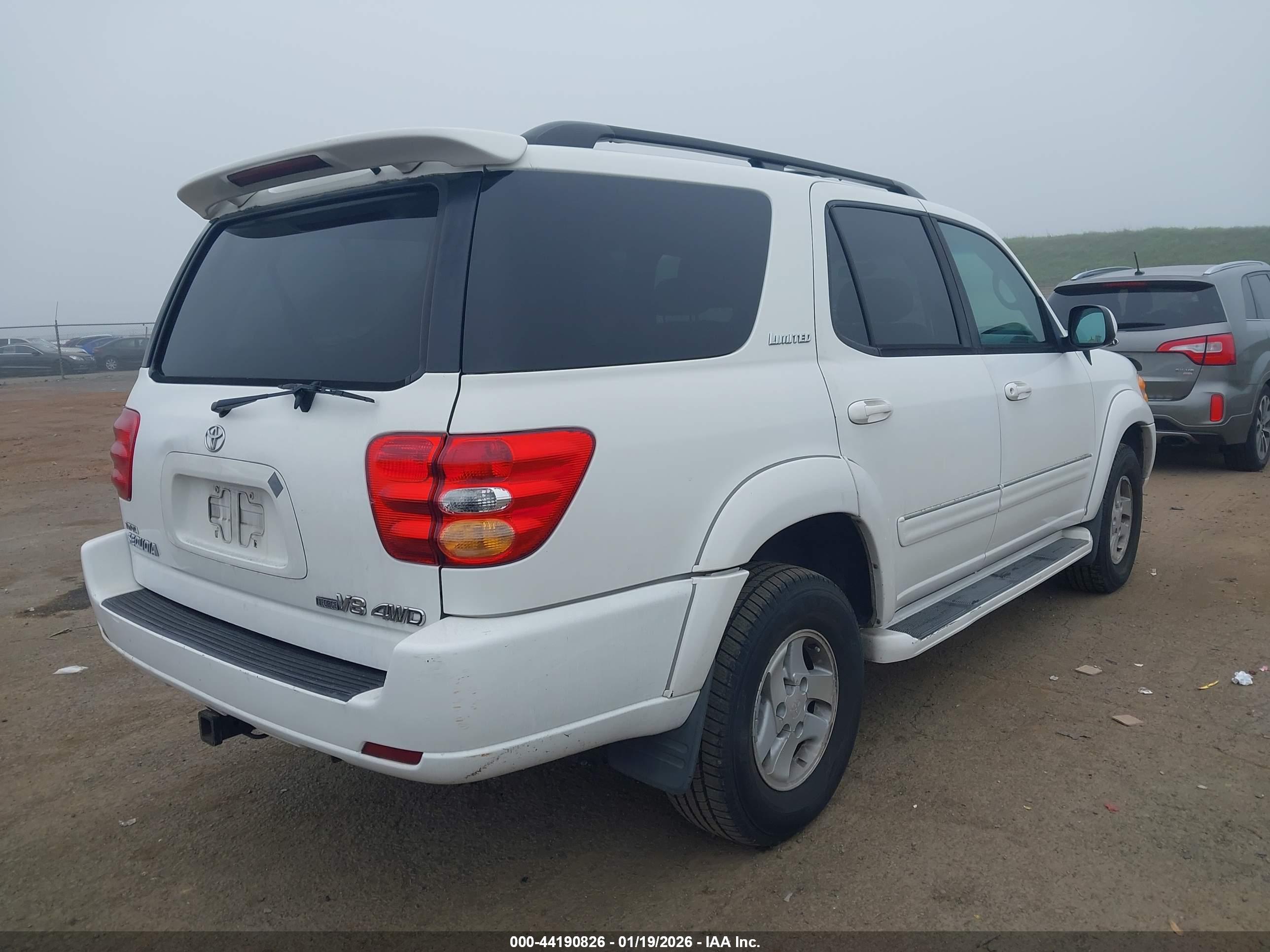 TOYOTA SEQUOIA image 4