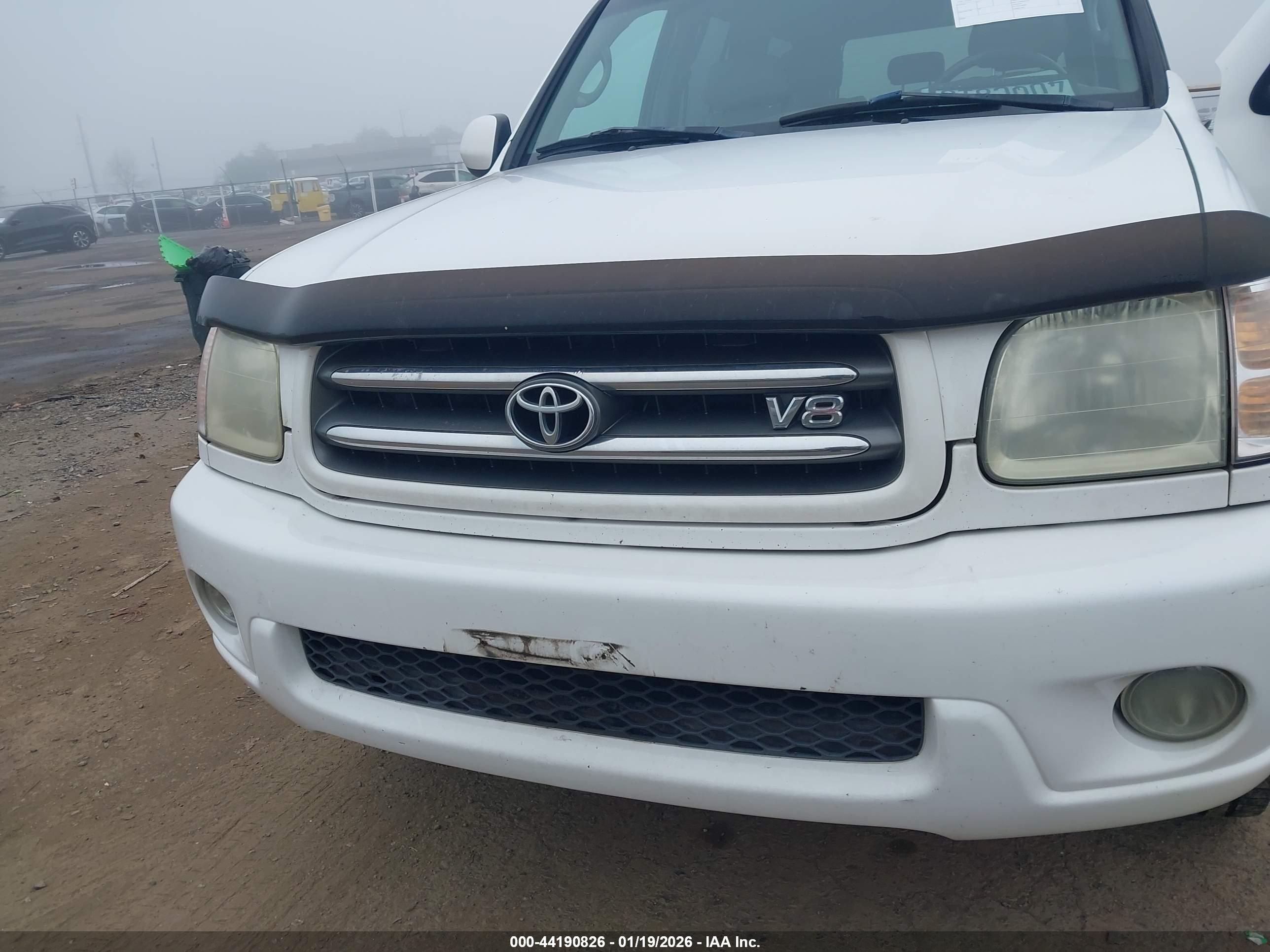 TOYOTA SEQUOIA image 6