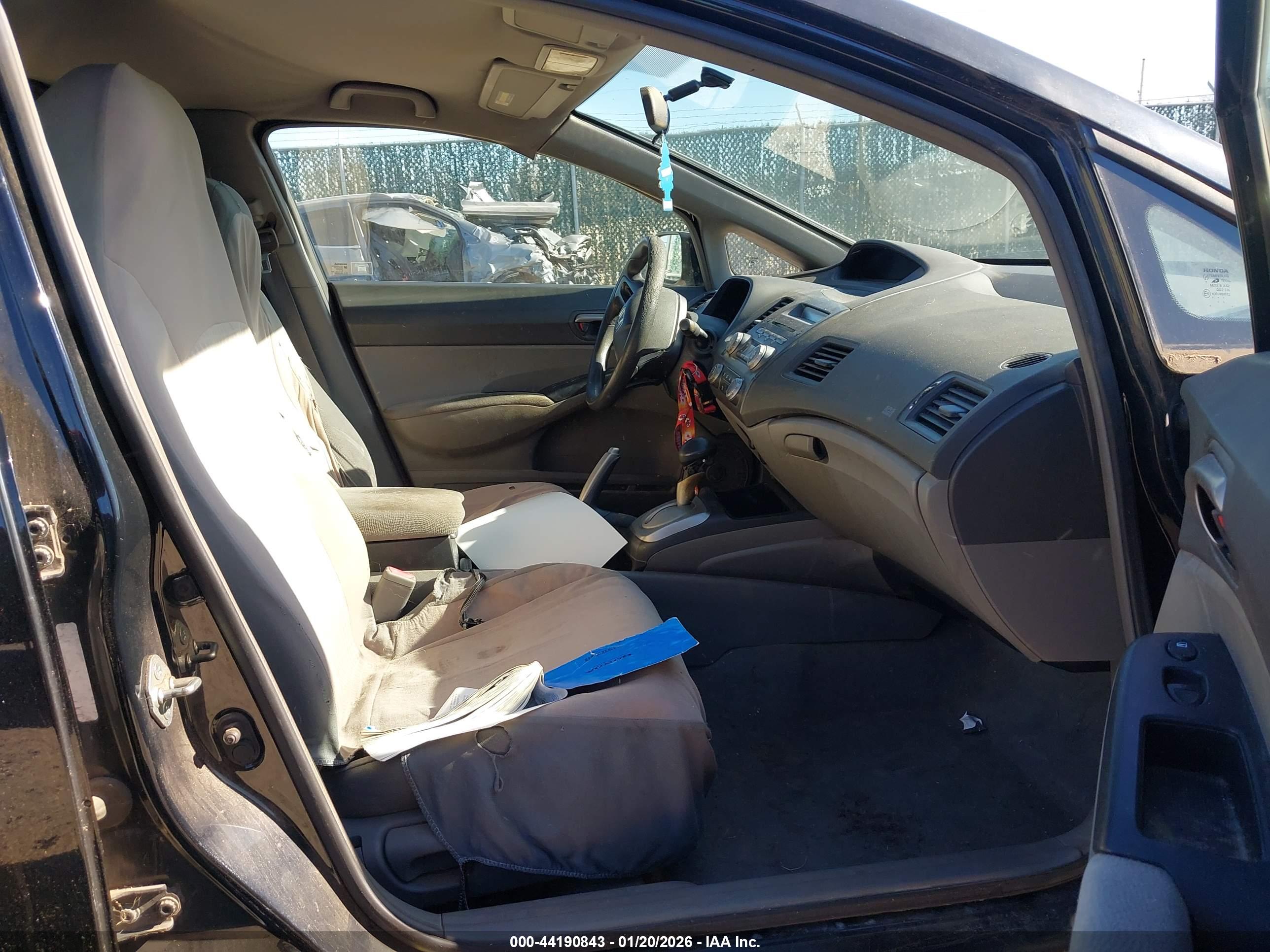 HONDA CIVIC image 5