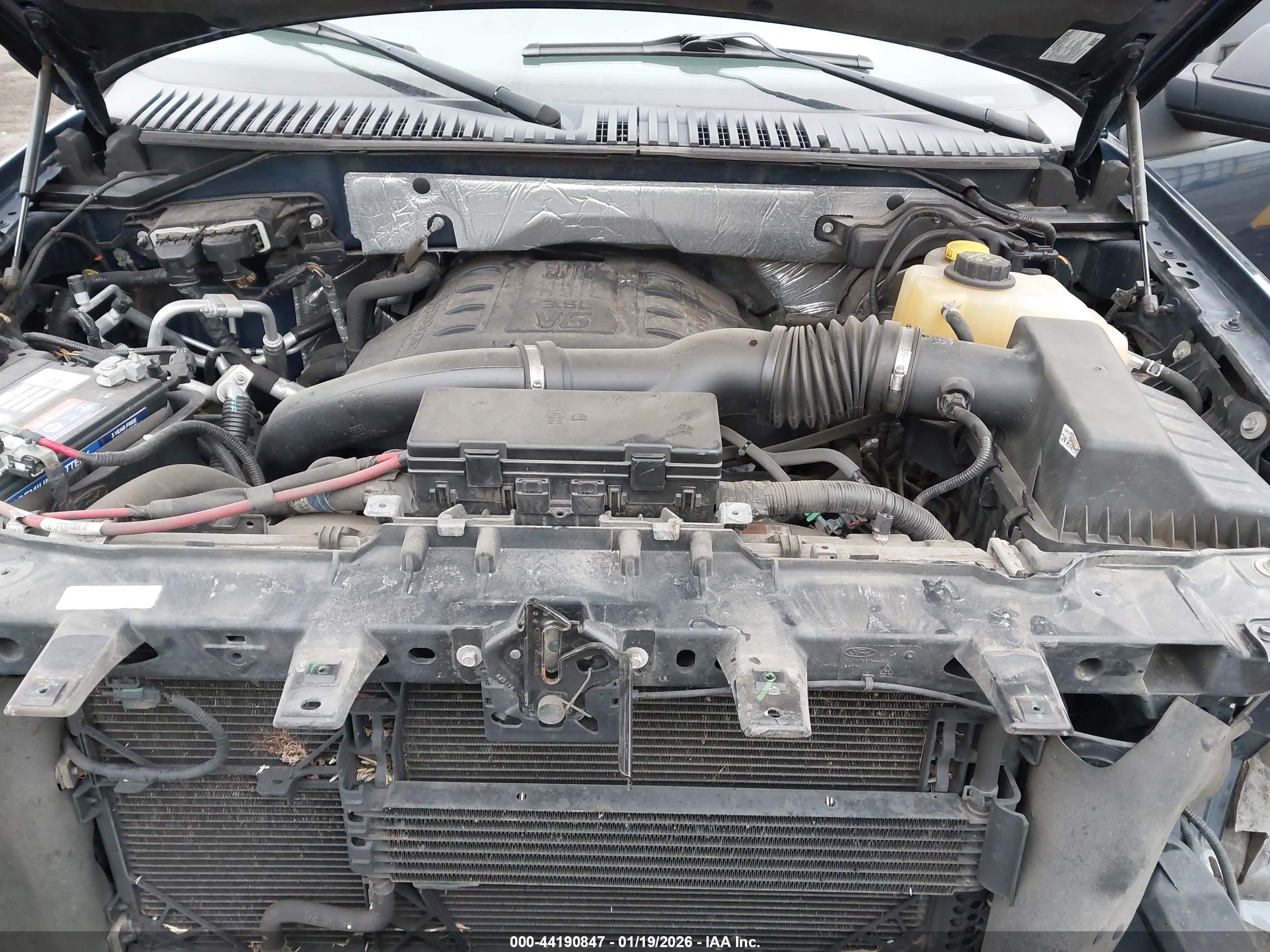 FORD EXPEDITION image 10