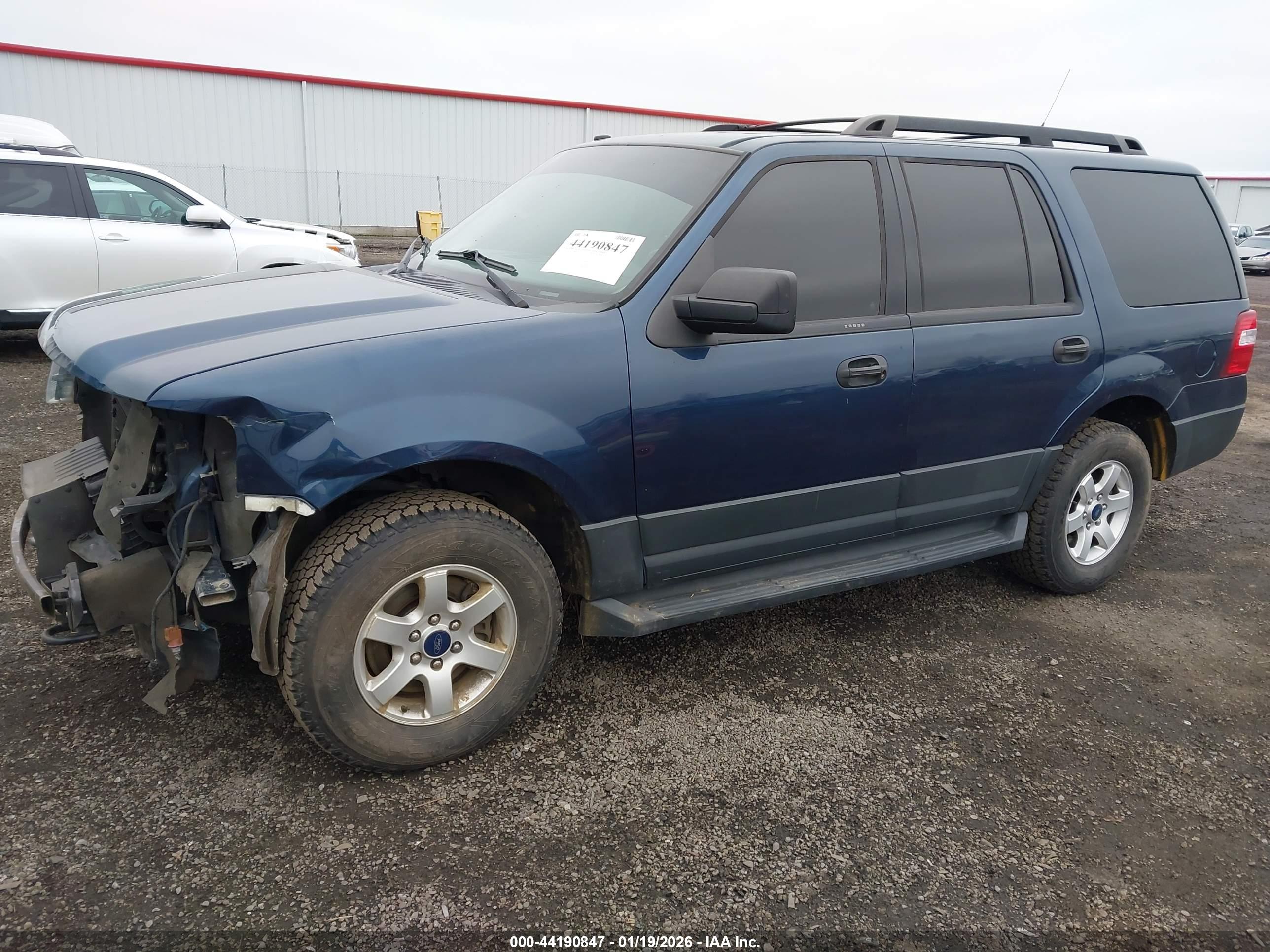 FORD EXPEDITION image 2