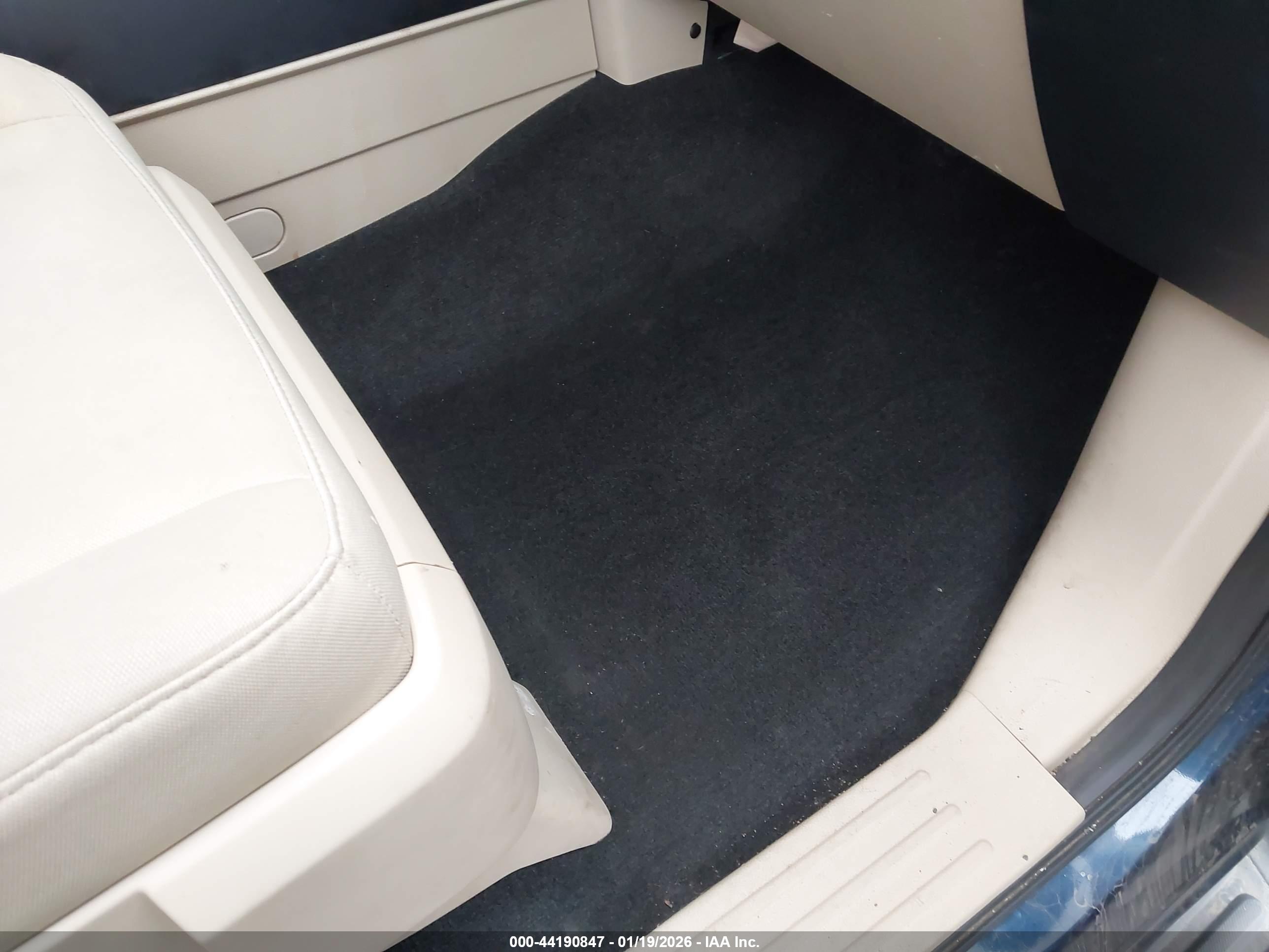 FORD EXPEDITION image 8