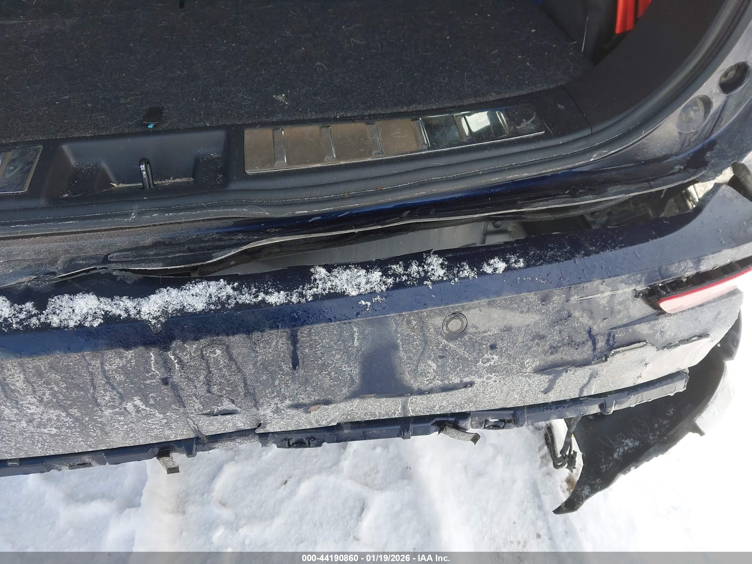 MITSUBISHI OUTLANDER image 6