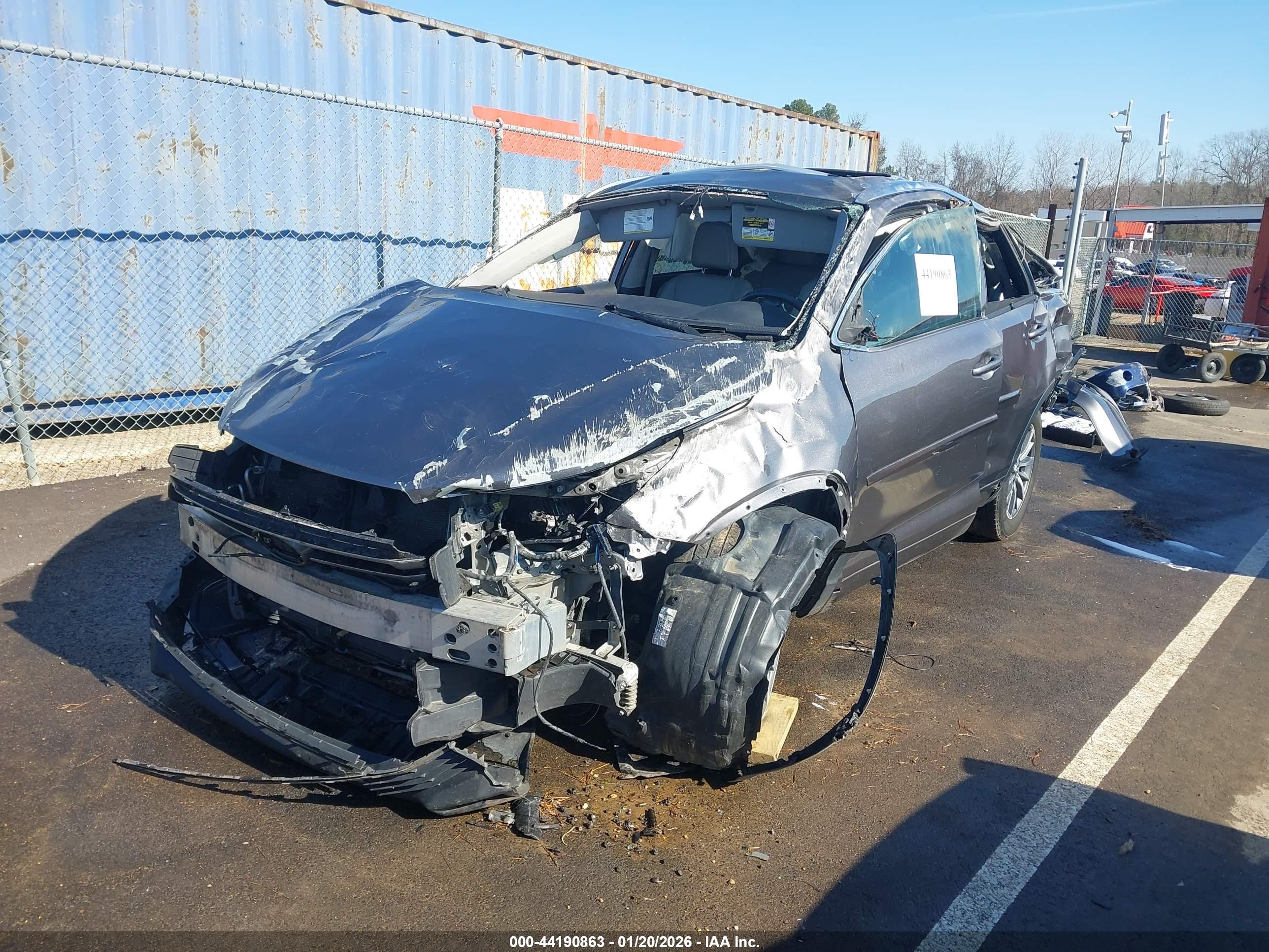 TOYOTA HIGHLANDER image 6