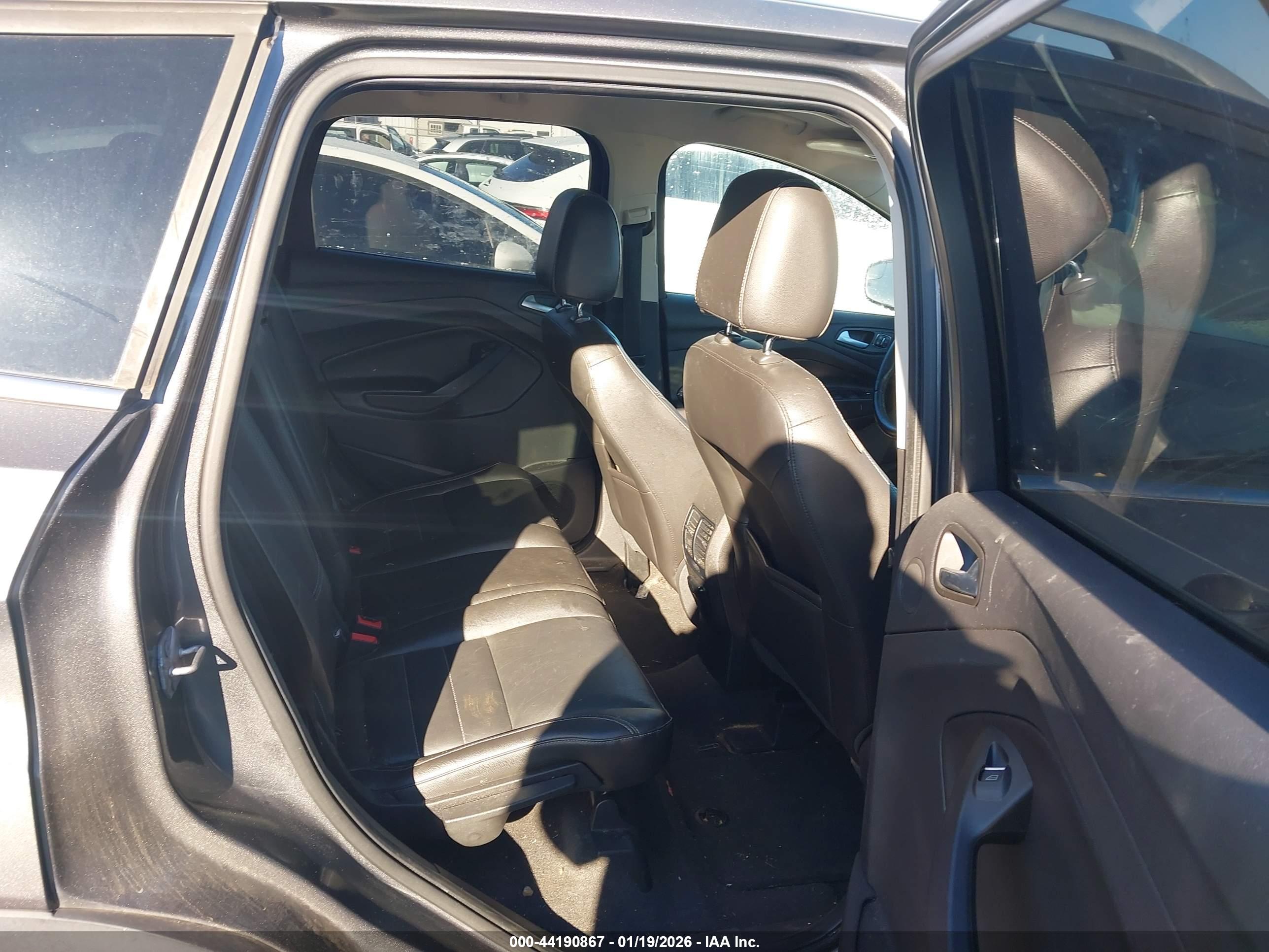 FORD ESCAPE image 8