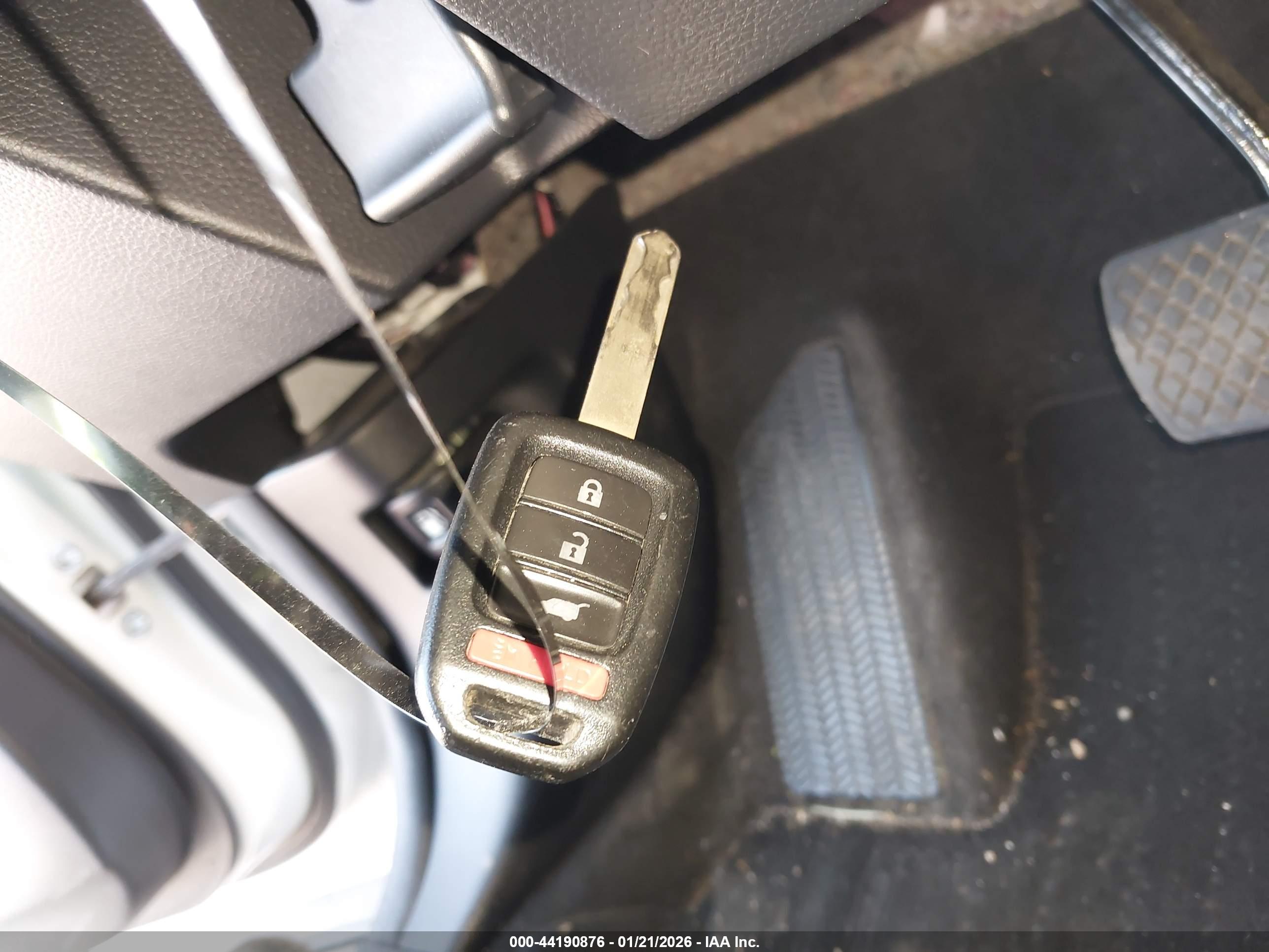 HONDA CR-V image 11