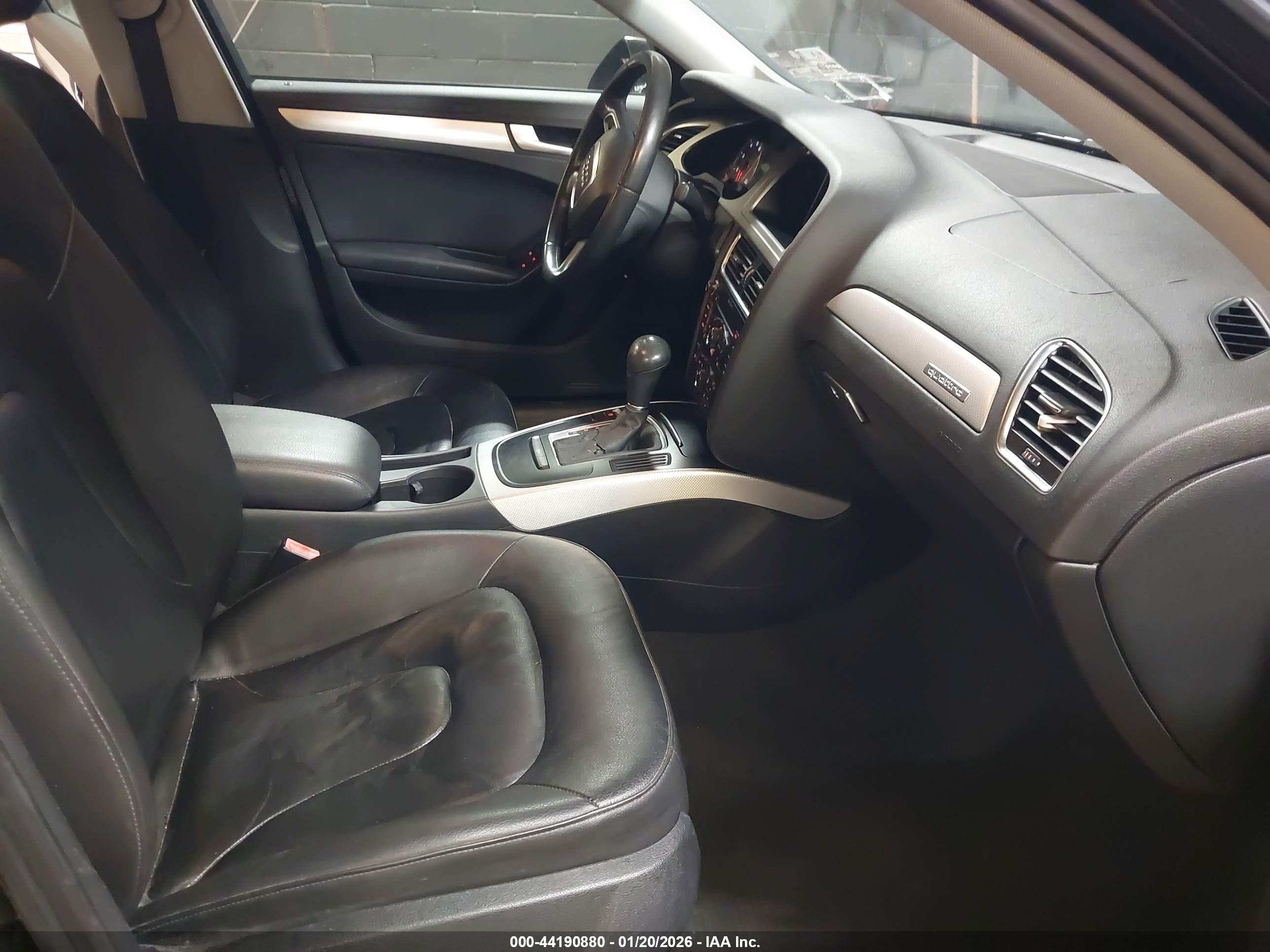 AUDI A4 image 5