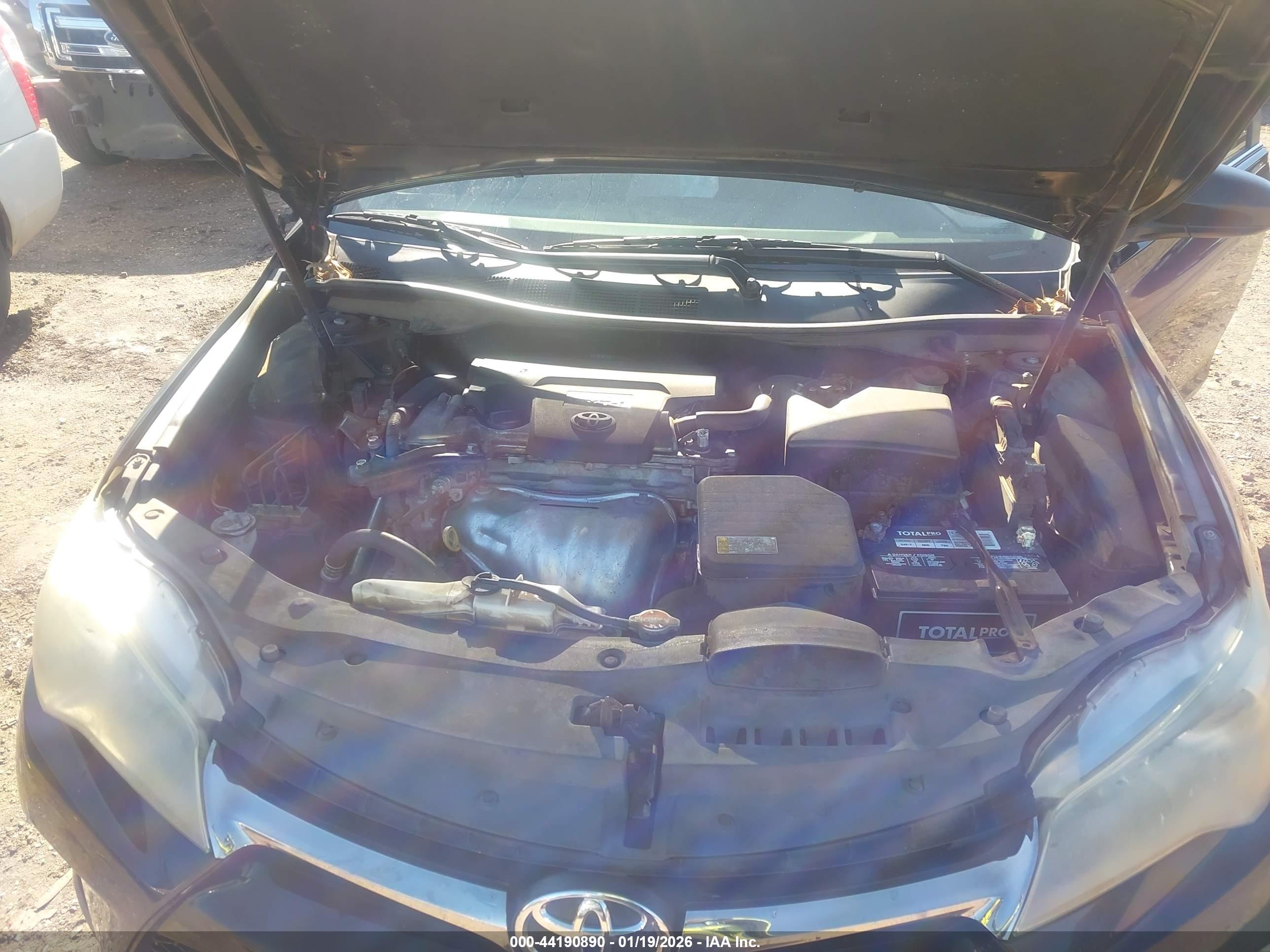 TOYOTA CAMRY image 10
