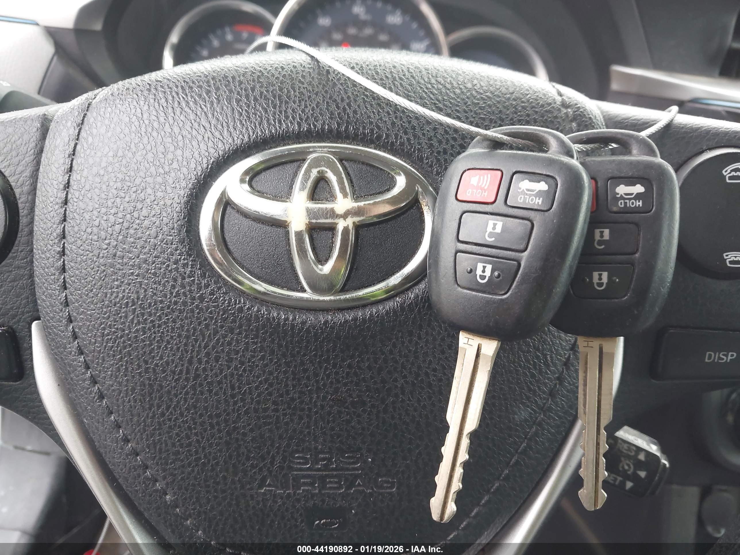 TOYOTA COROLLA image 11