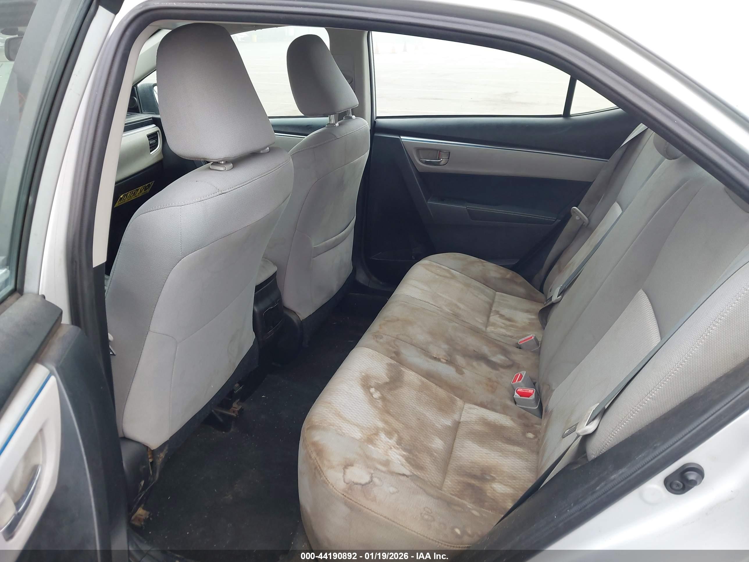 TOYOTA COROLLA image 8