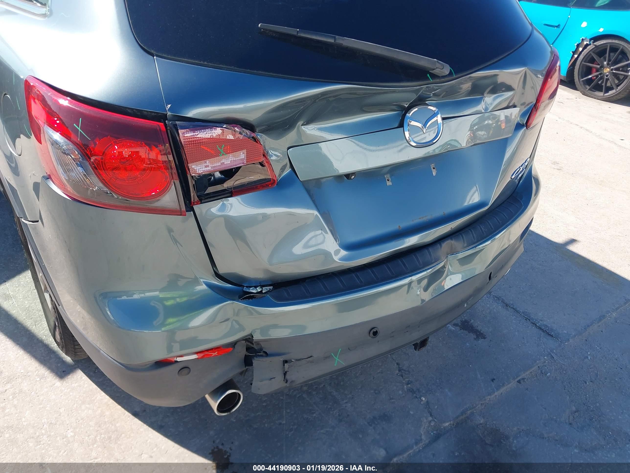 MAZDA CX-9 image 6