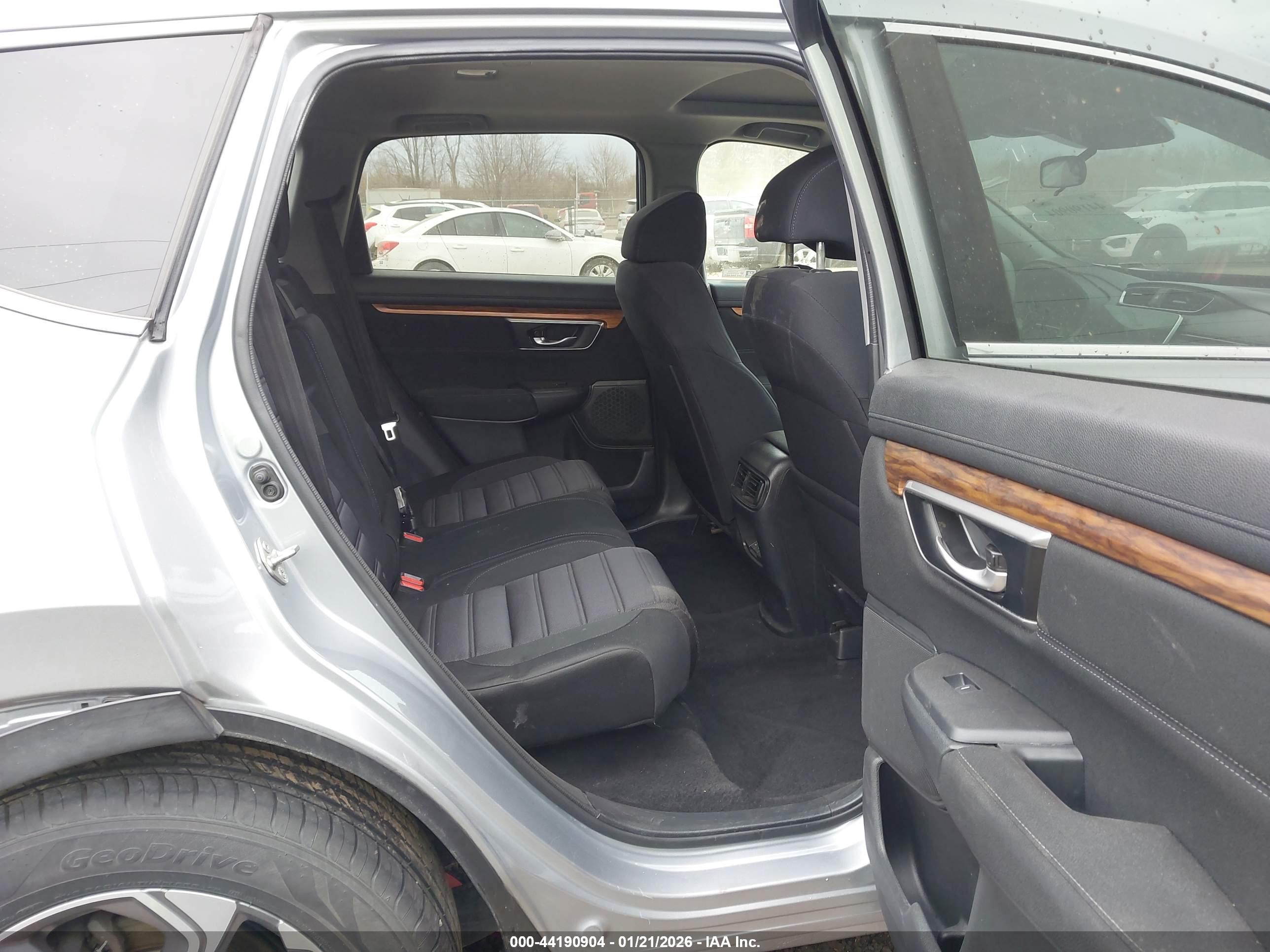 HONDA CR-V image 8