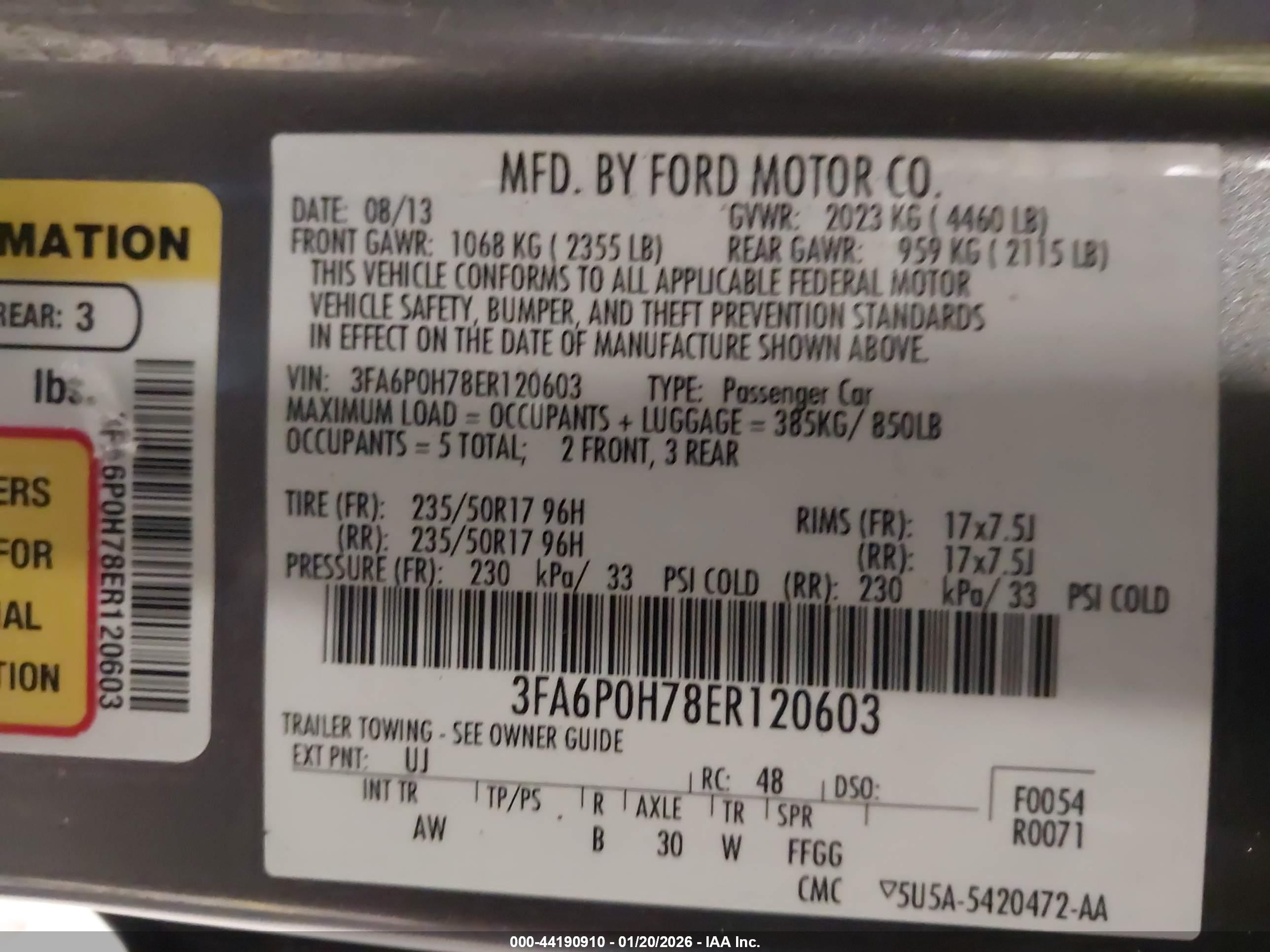 FORD FUSION image 9