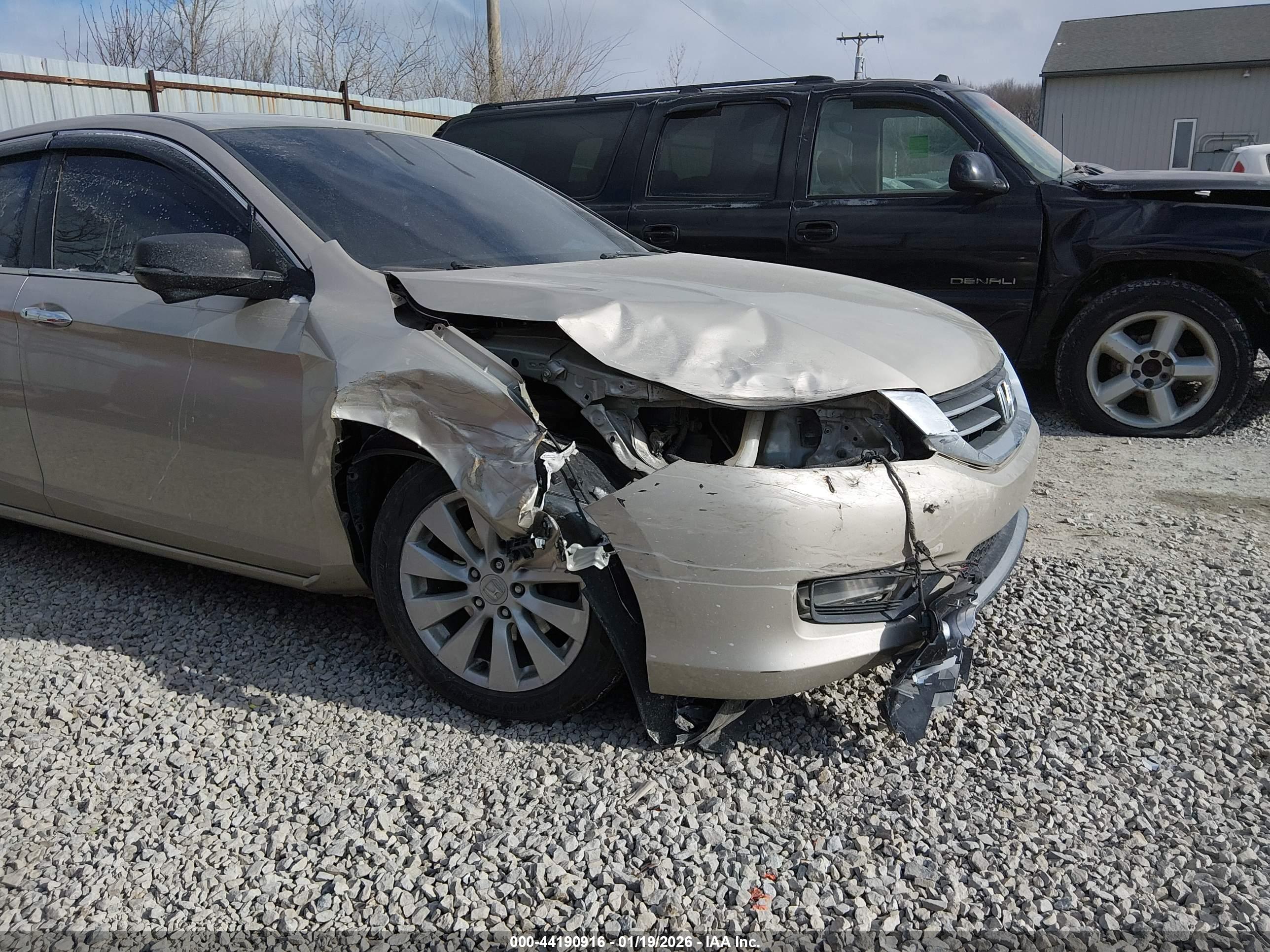 HONDA ACCORD image 6