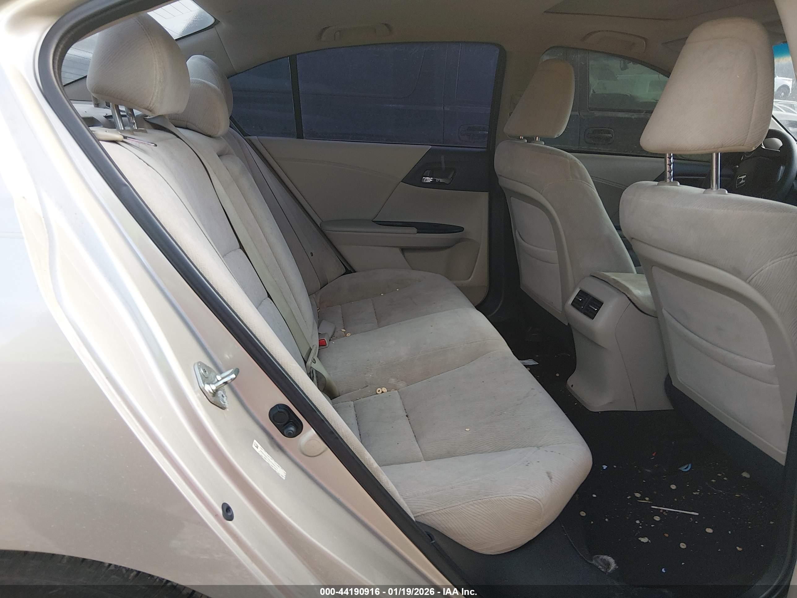 HONDA ACCORD image 8