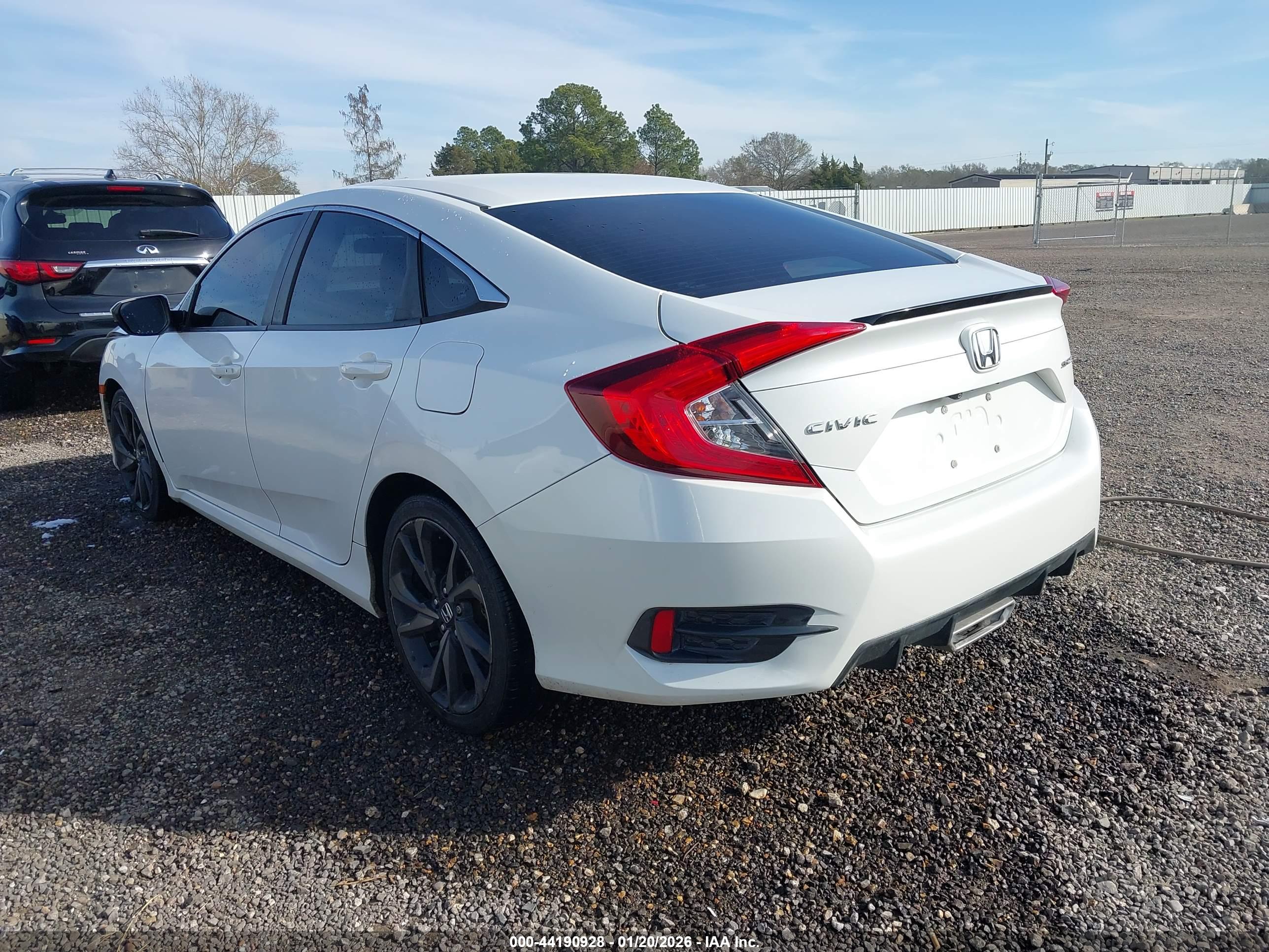 HONDA CIVIC image 3