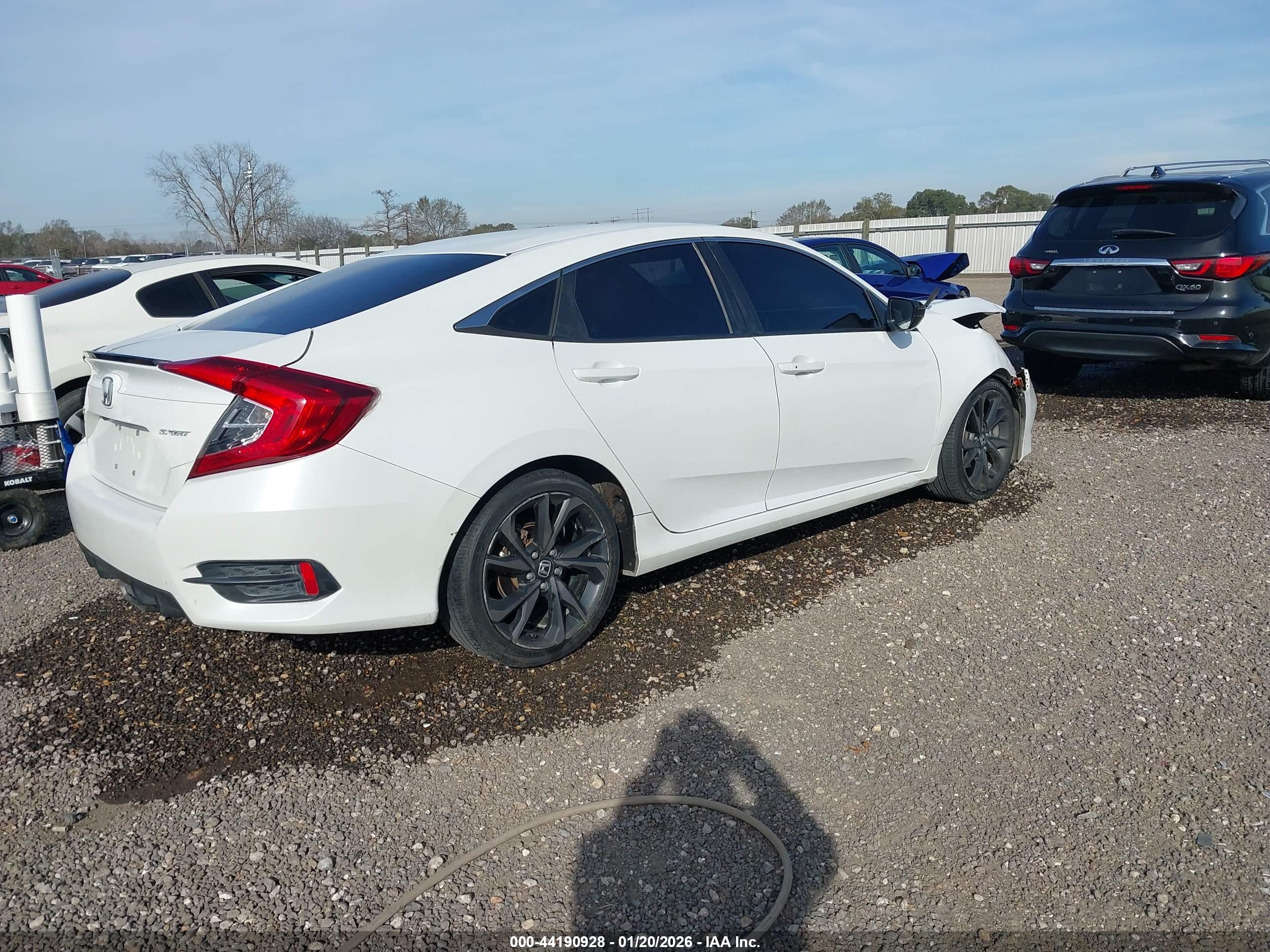 HONDA CIVIC image 4