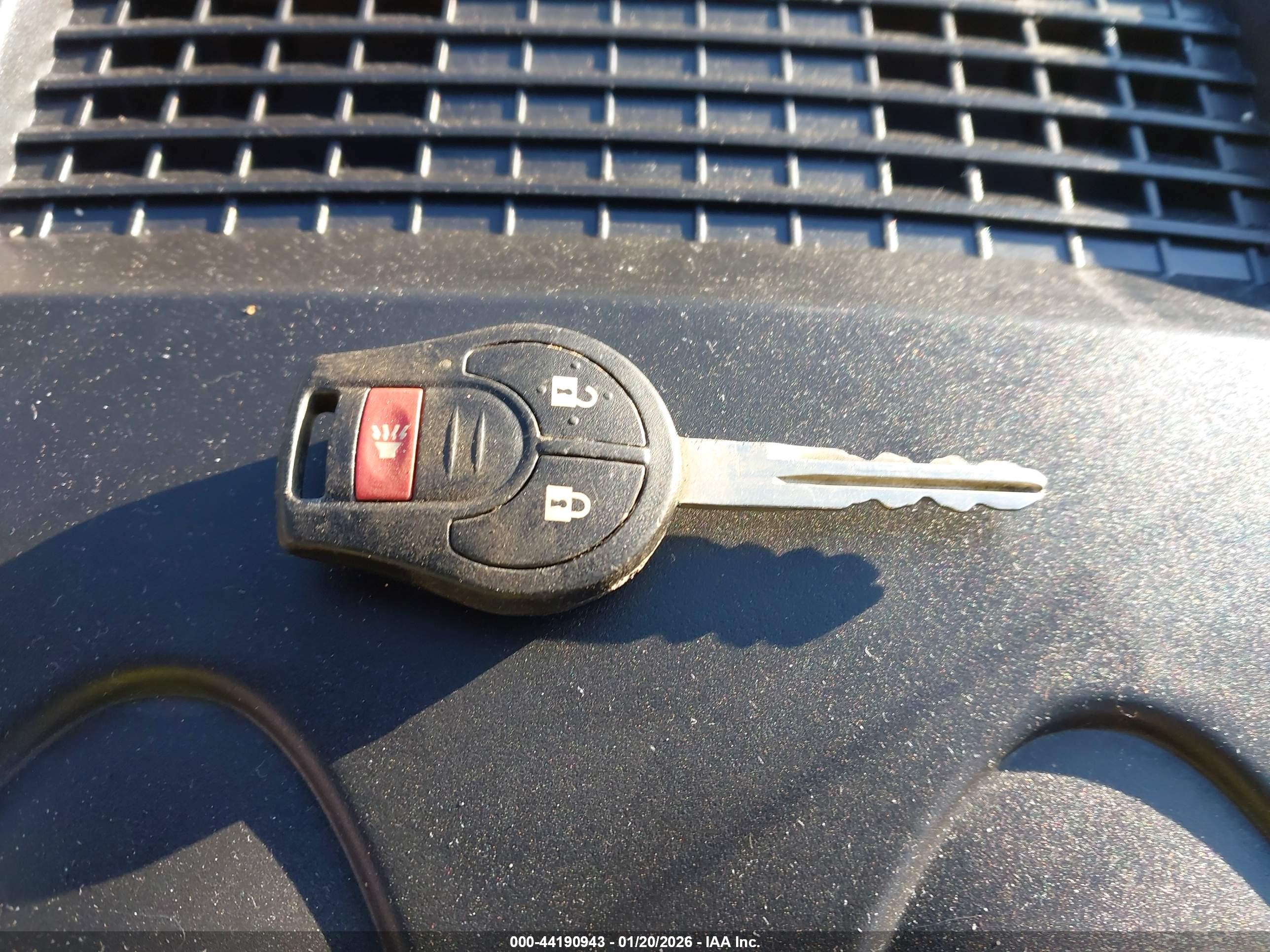 NISSAN ROGUE image 11