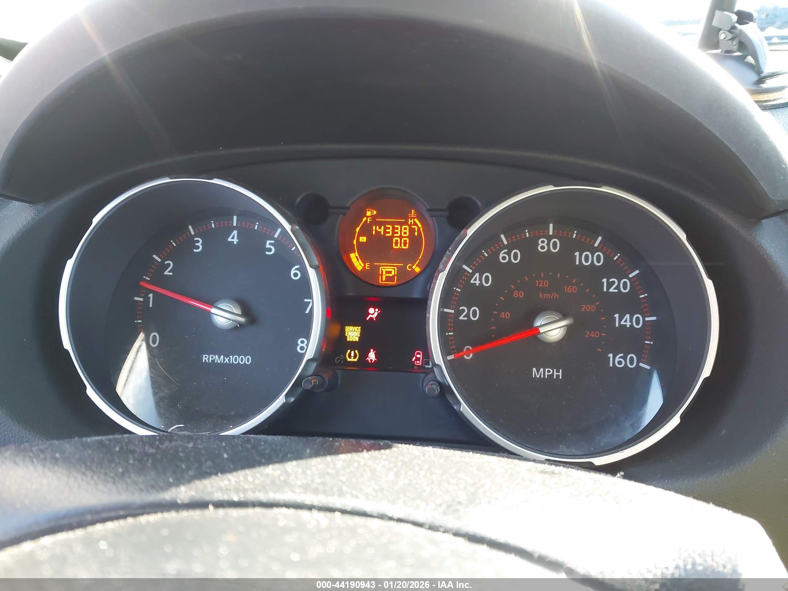 NISSAN ROGUE image 7