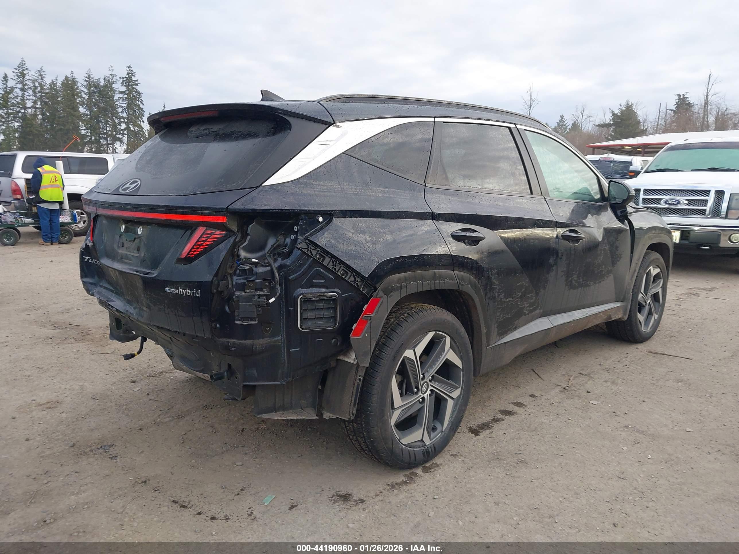 HYUNDAI TUCSON image 4
