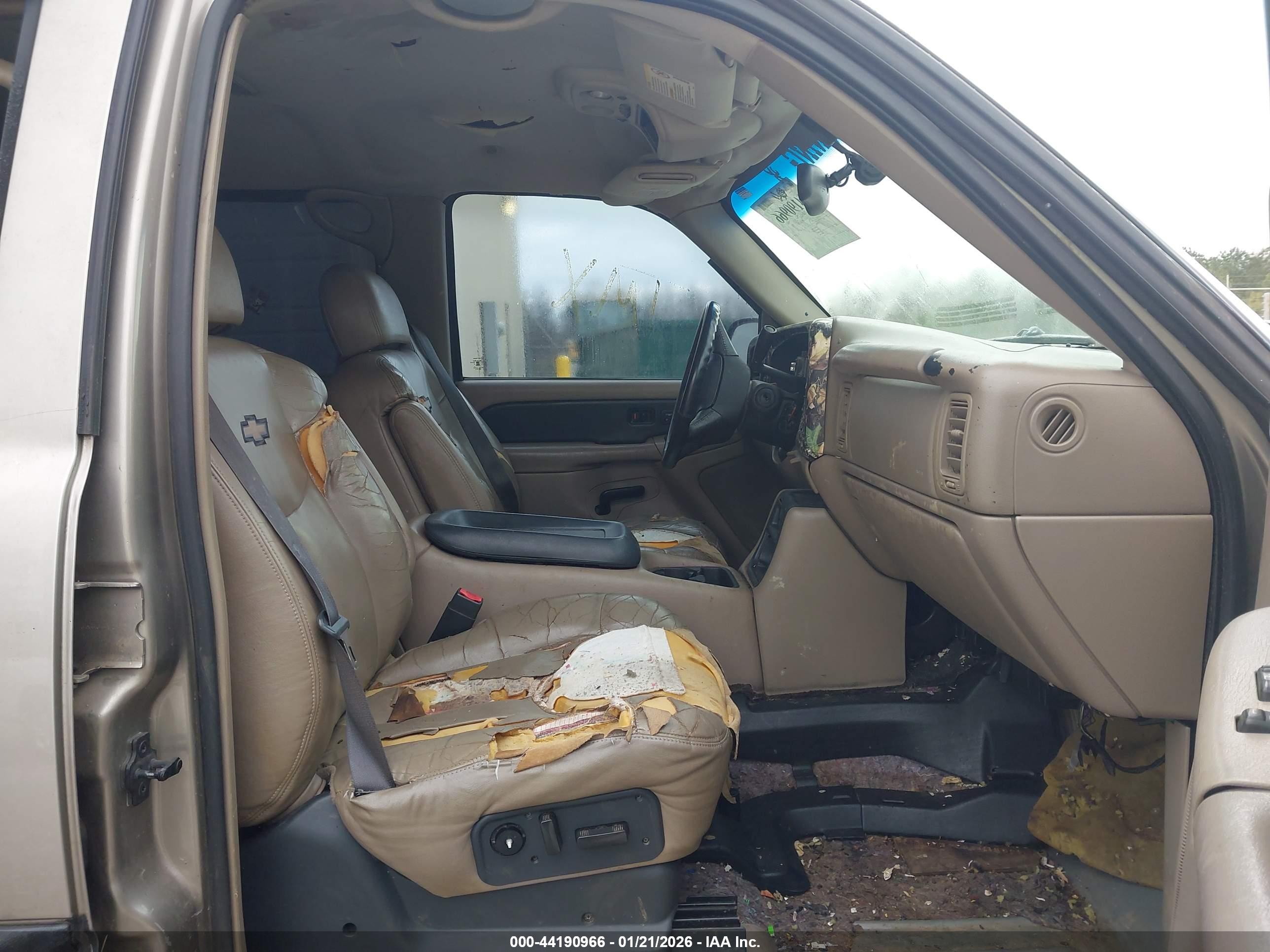 CHEVROLET AVALANCHE image 5