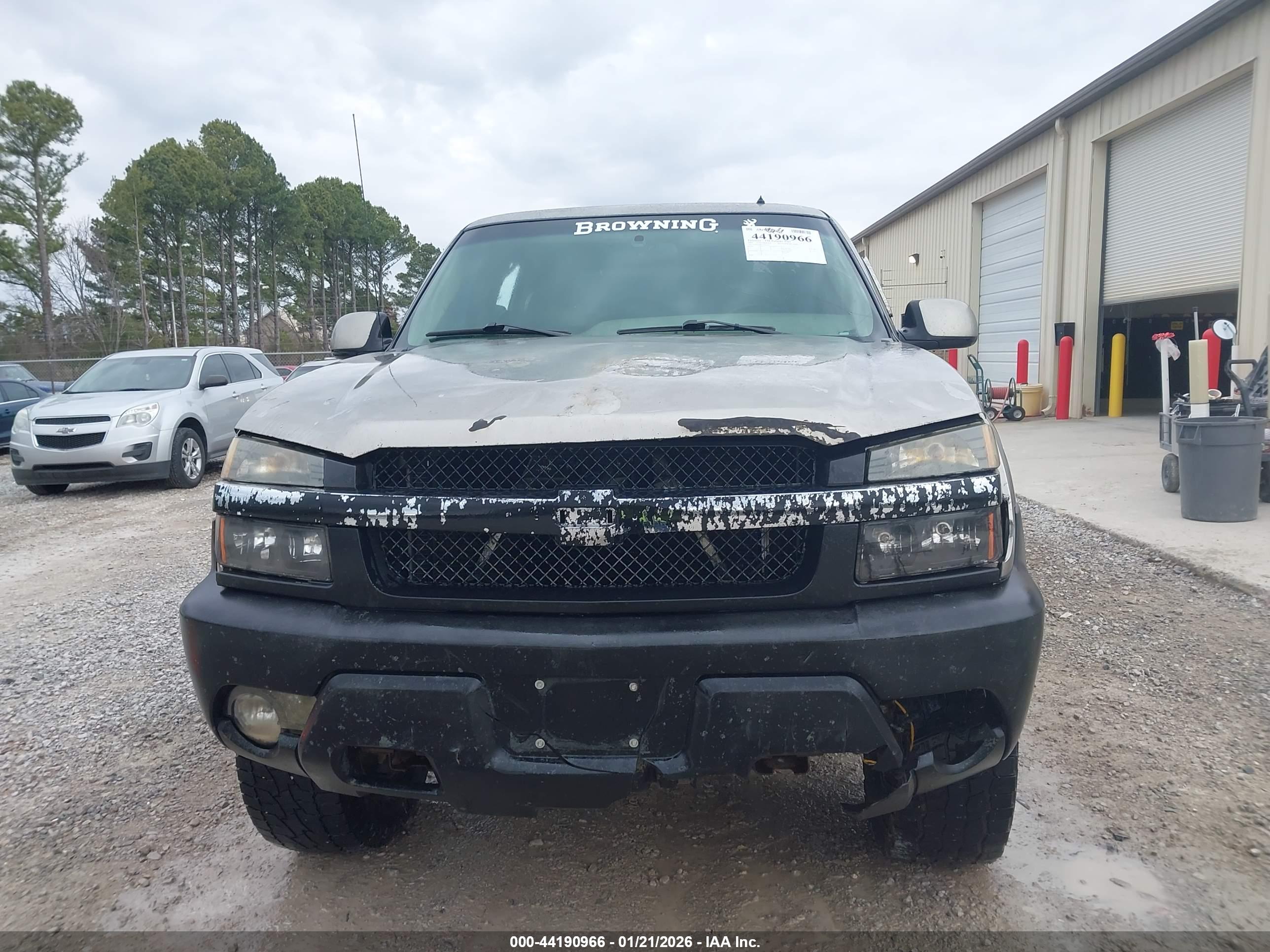 CHEVROLET AVALANCHE image 6