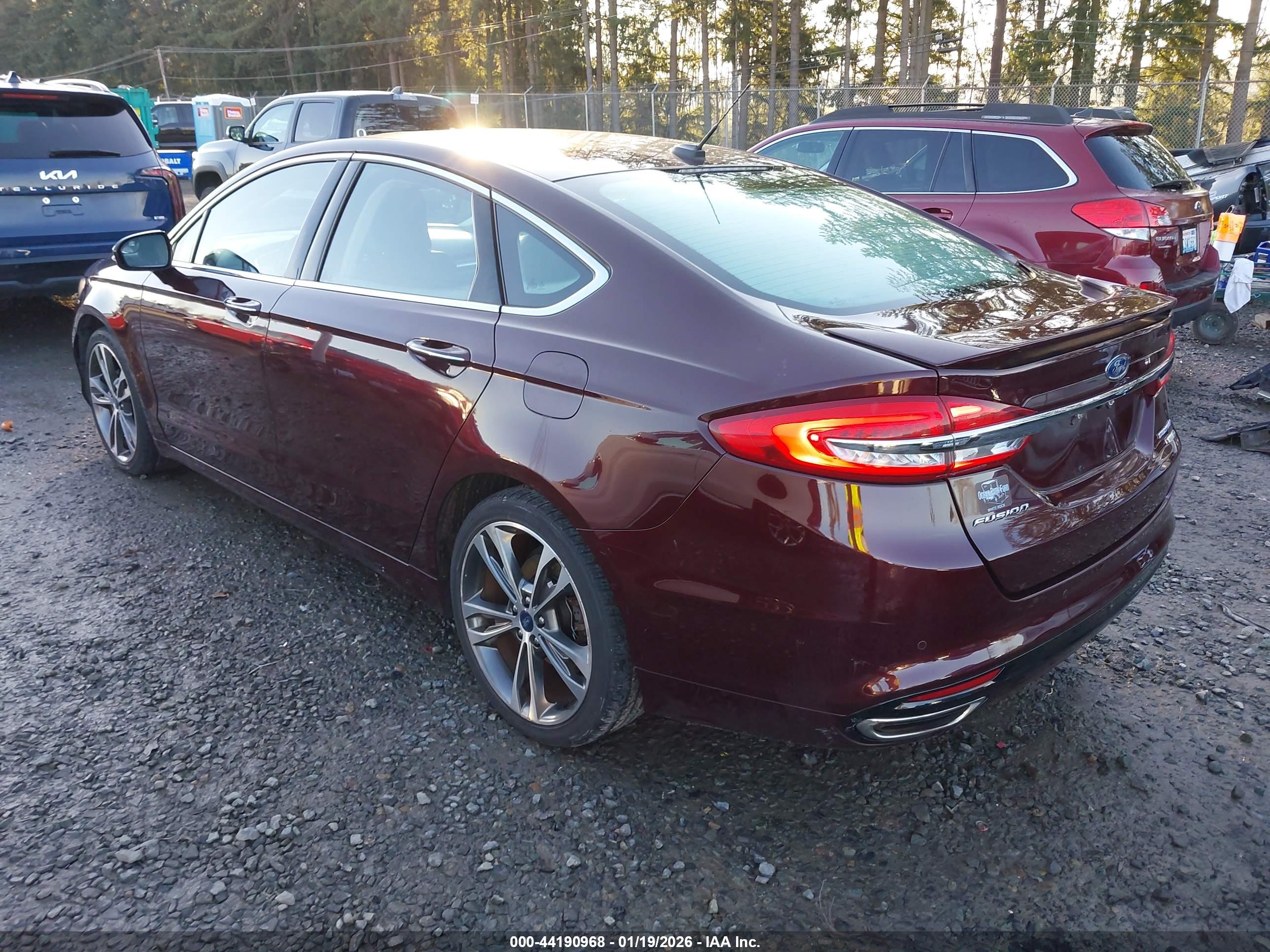 FORD FUSION image 3