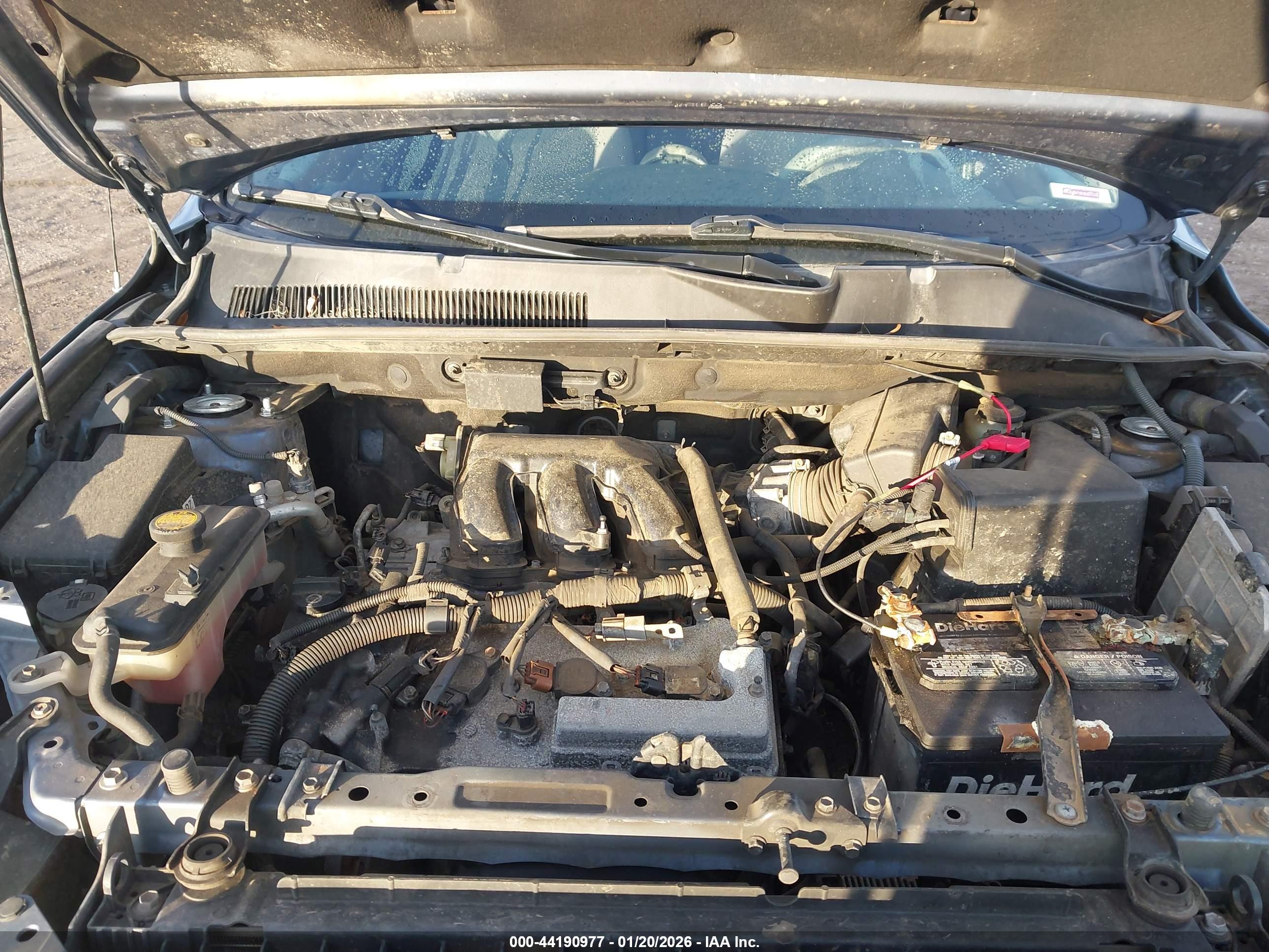 TOYOTA RAV4 image 10