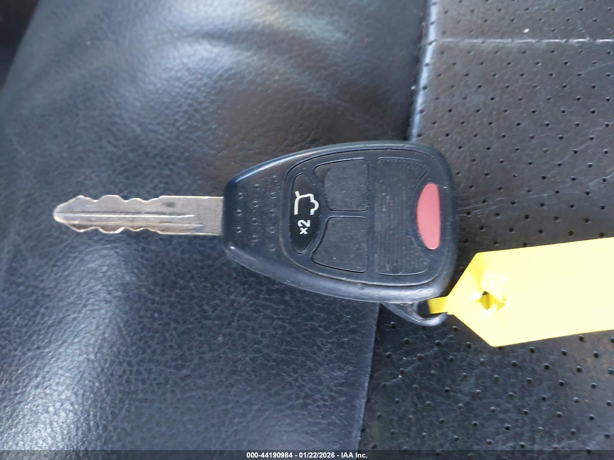 JEEP LIBERTY image 11