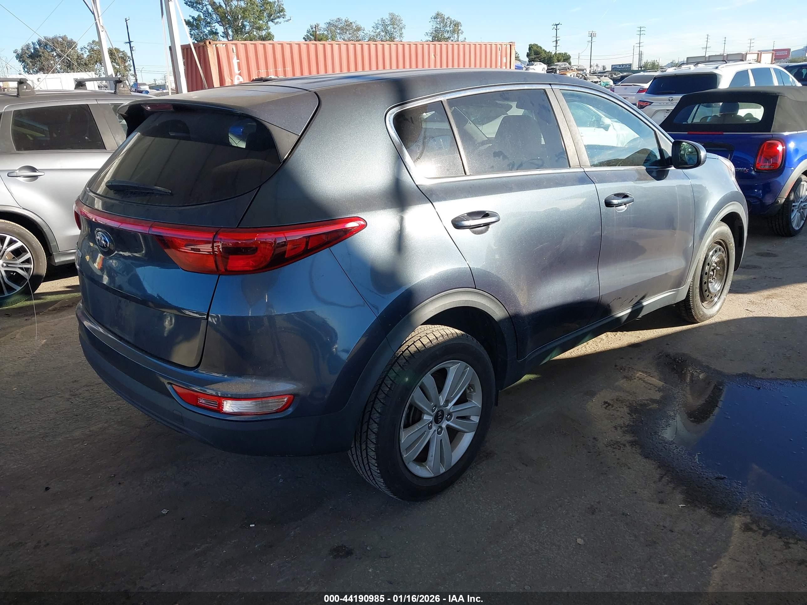KIA SPORTAGE image 4