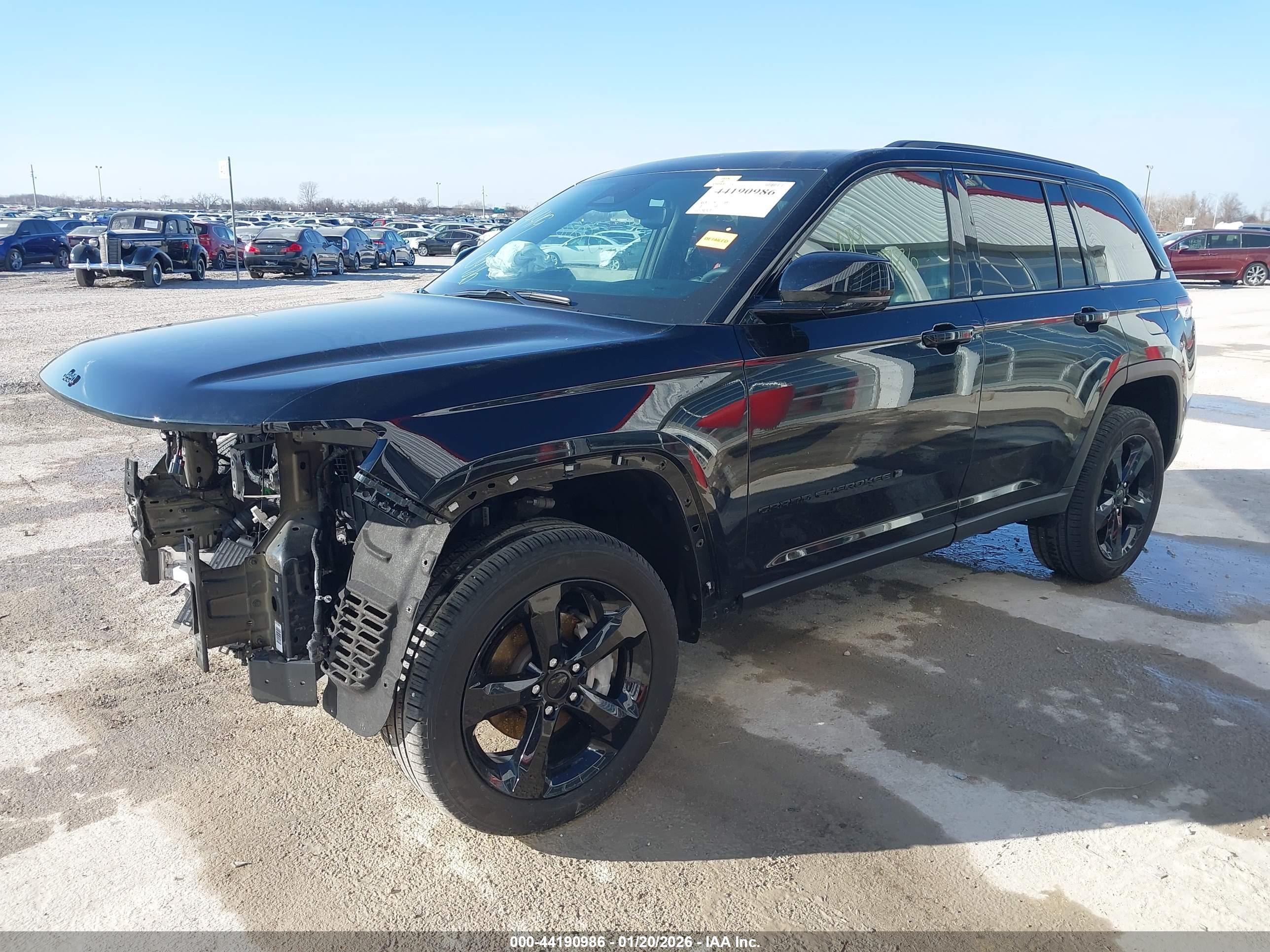 JEEP GRAND image 2