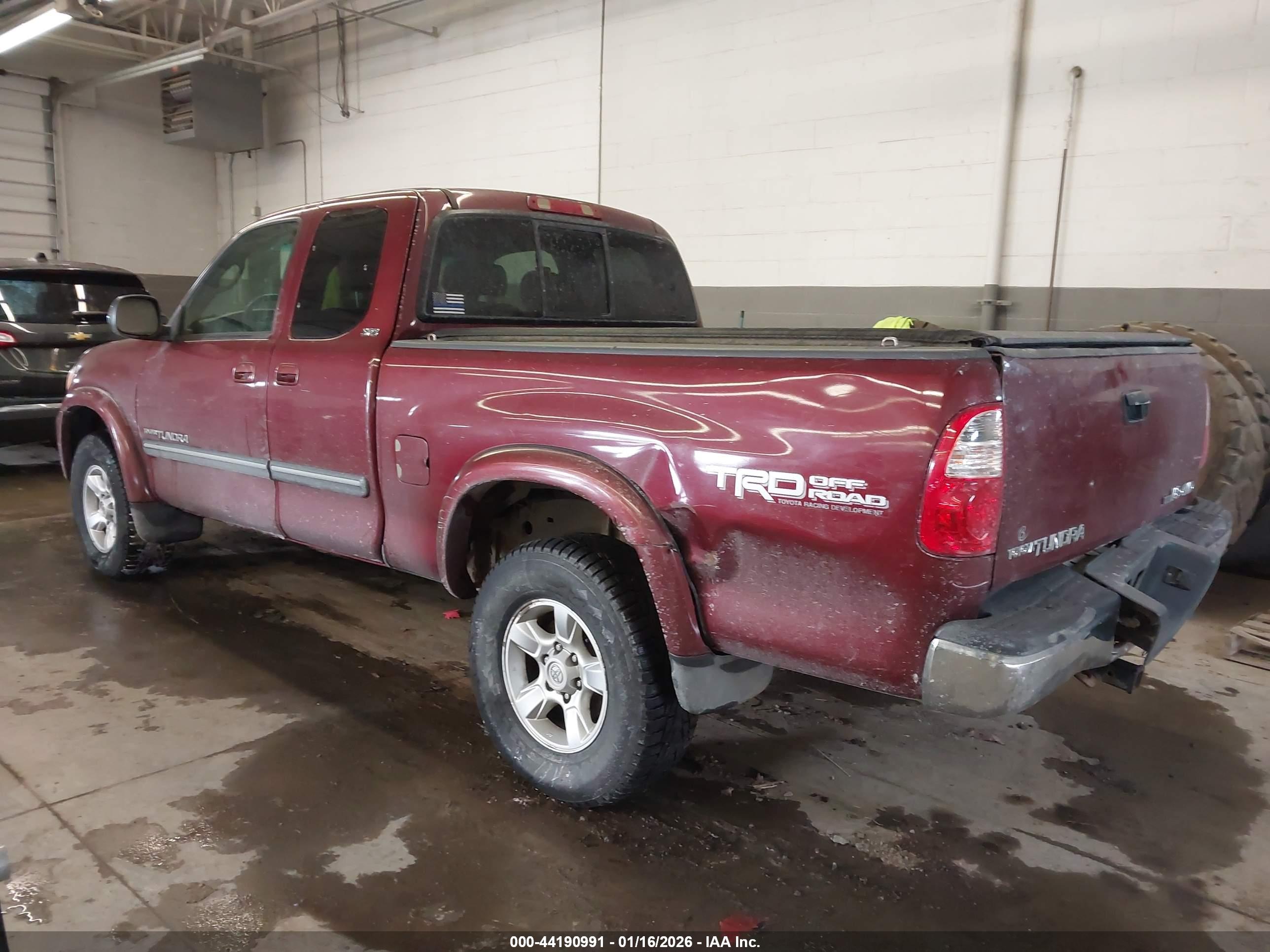 TOYOTA TUNDRA image 3
