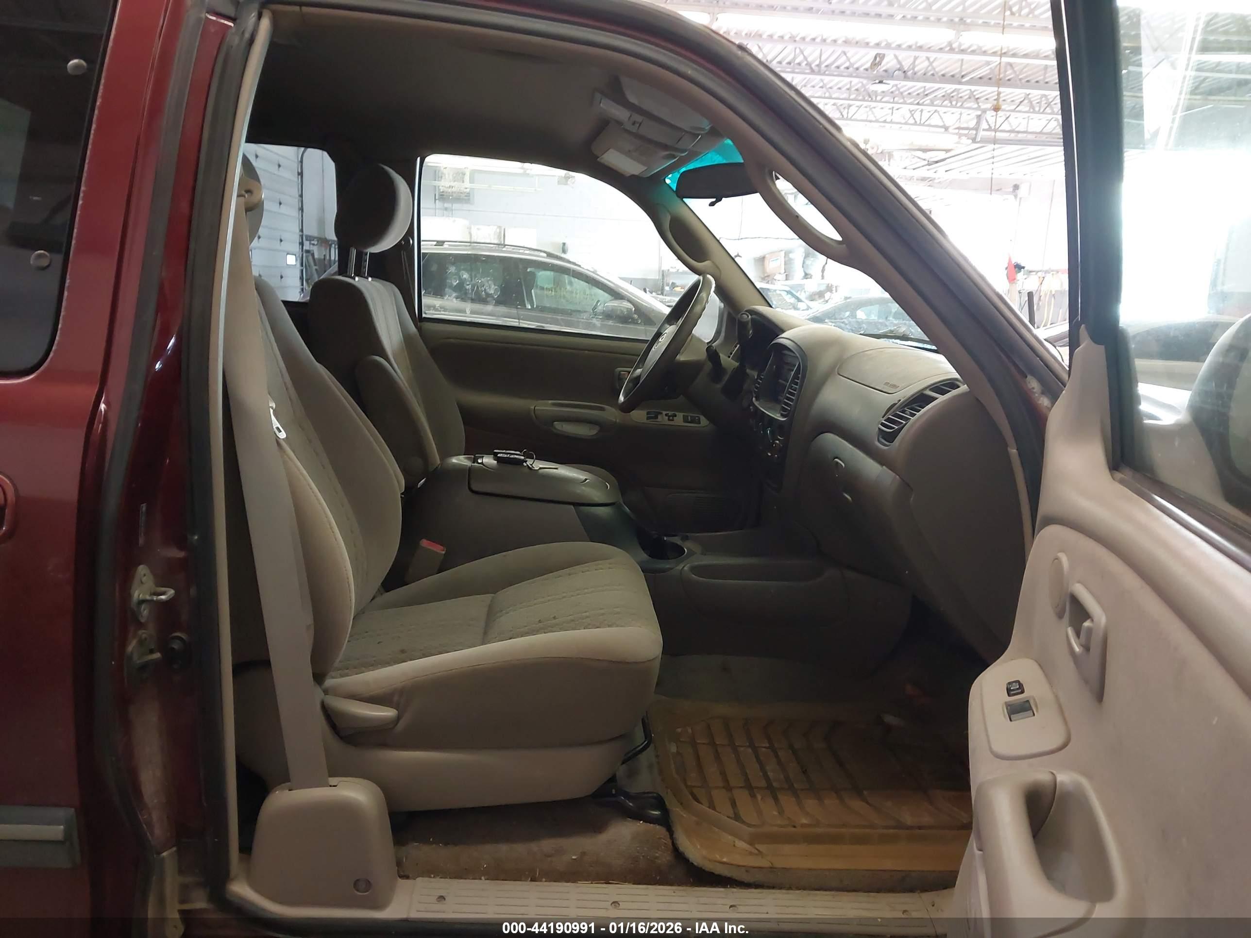 TOYOTA TUNDRA image 5