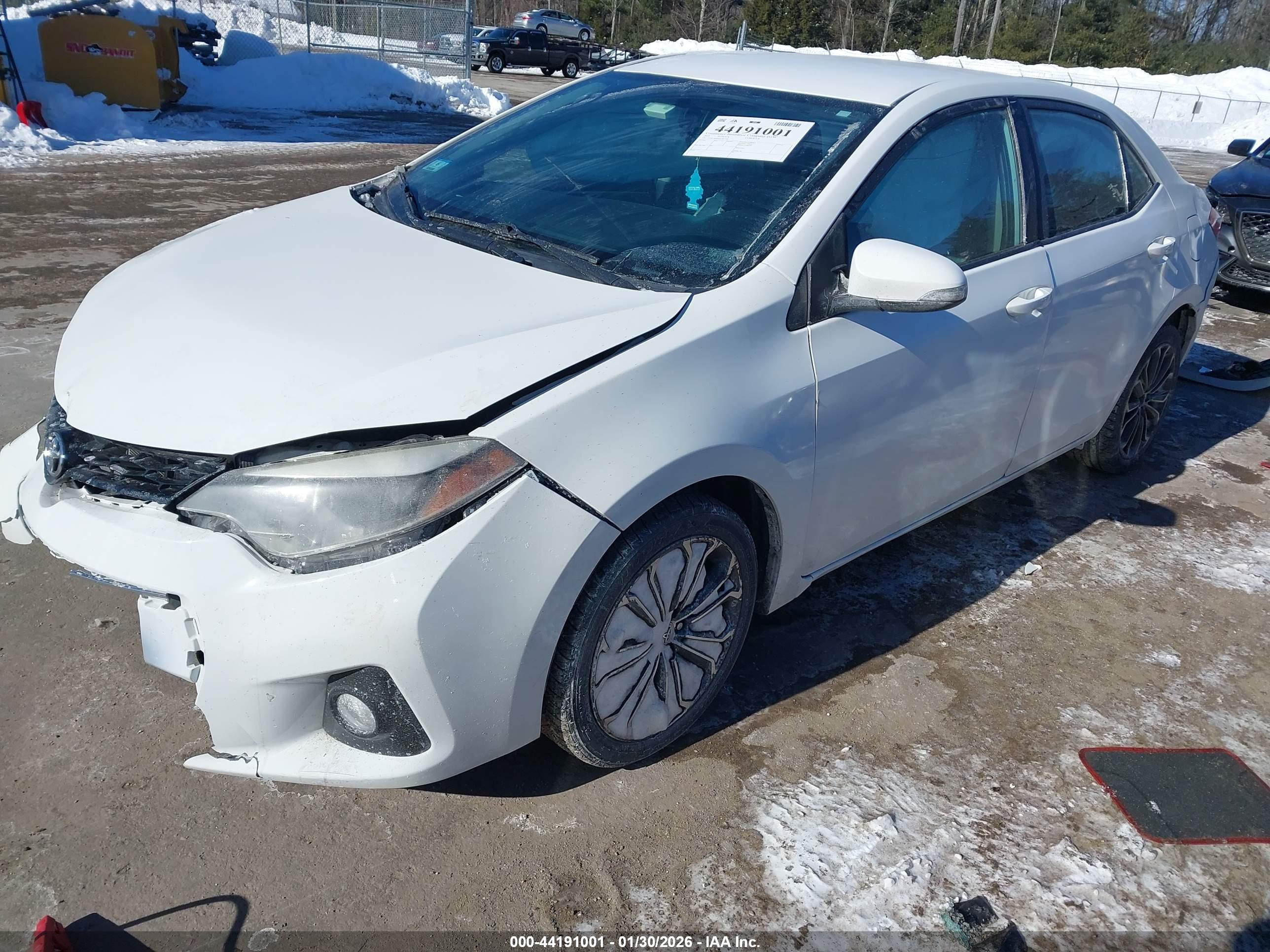 TOYOTA COROLLA image 2