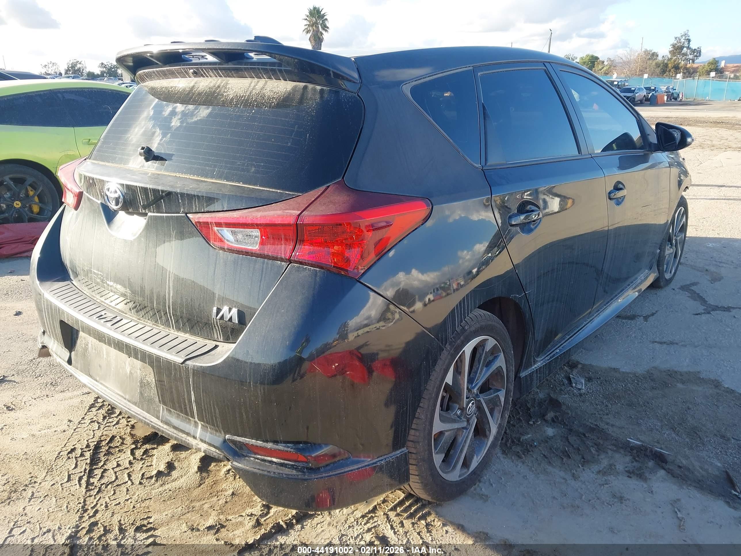 TOYOTA COROLLA image 4