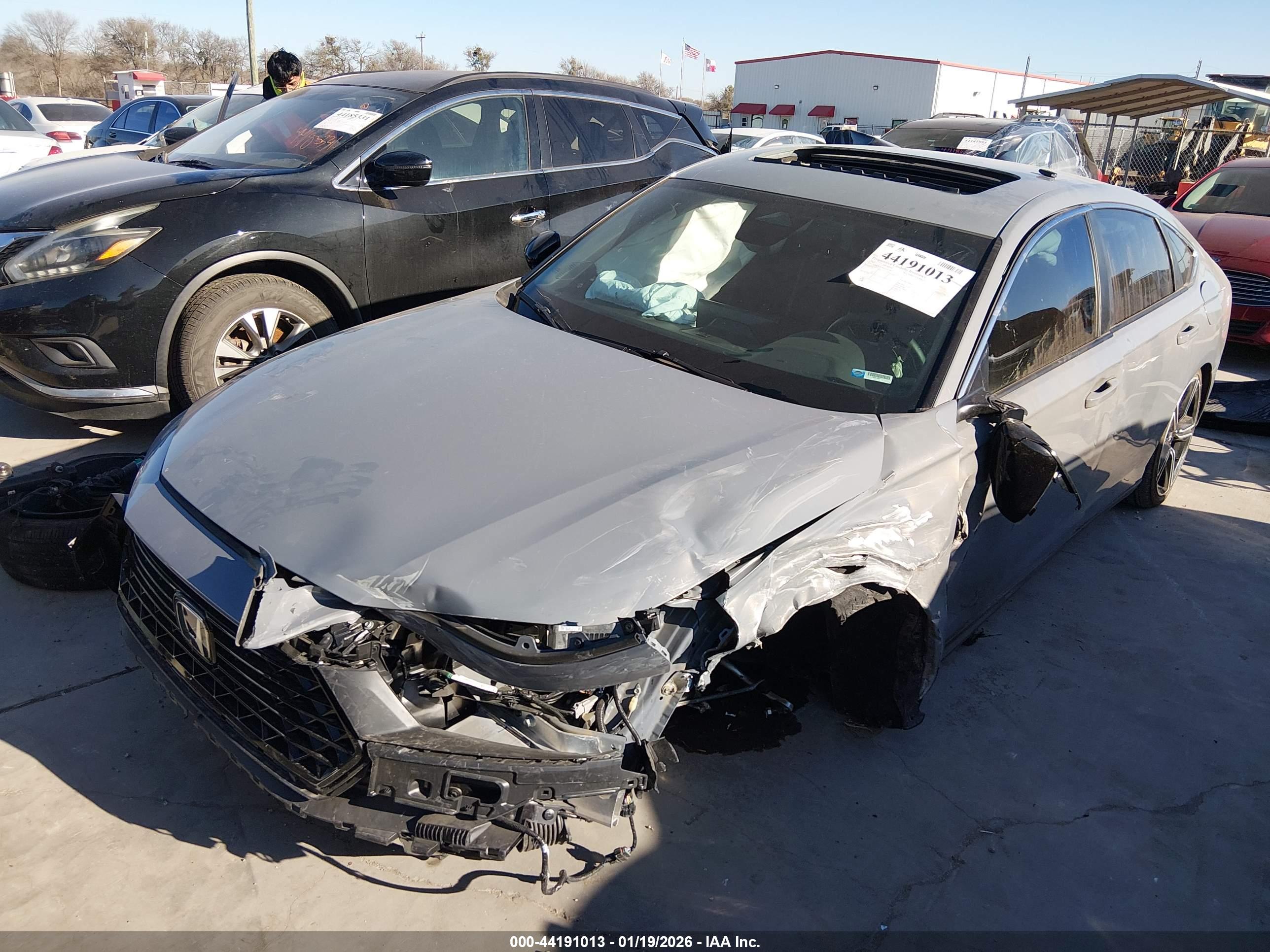 HONDA ACCORD image 2