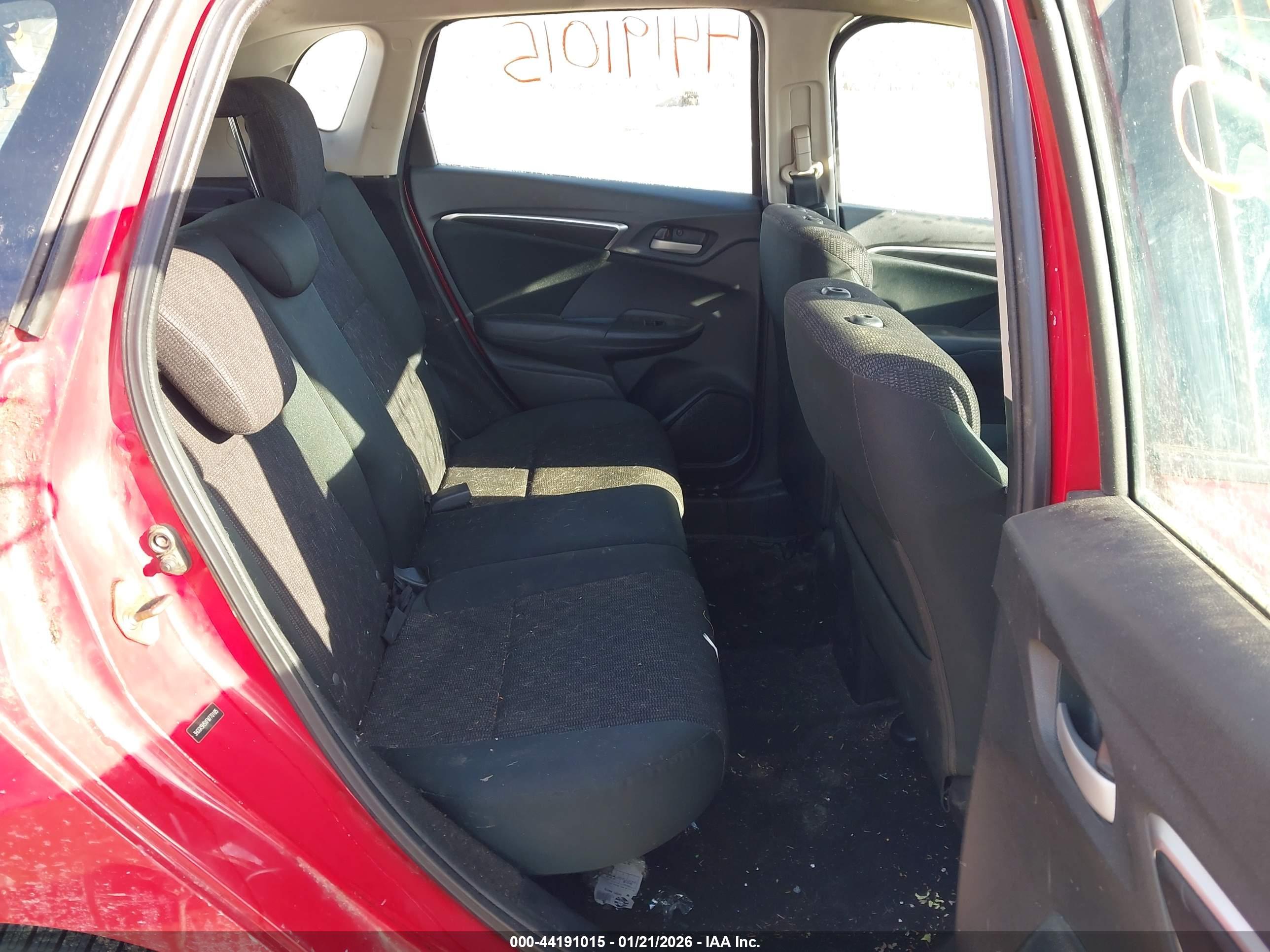HONDA FIT image 8
