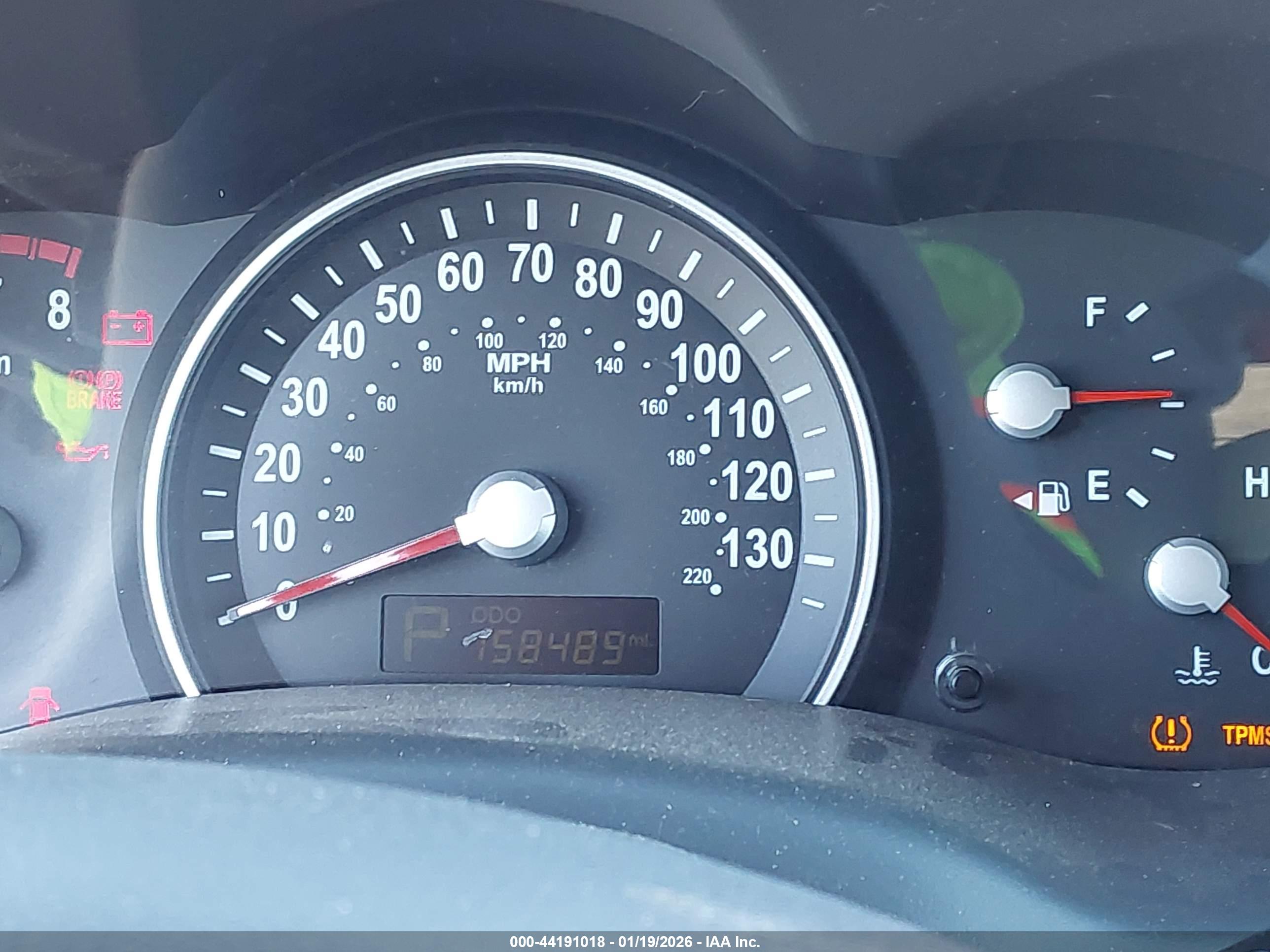 KIA SEDONA image 7
