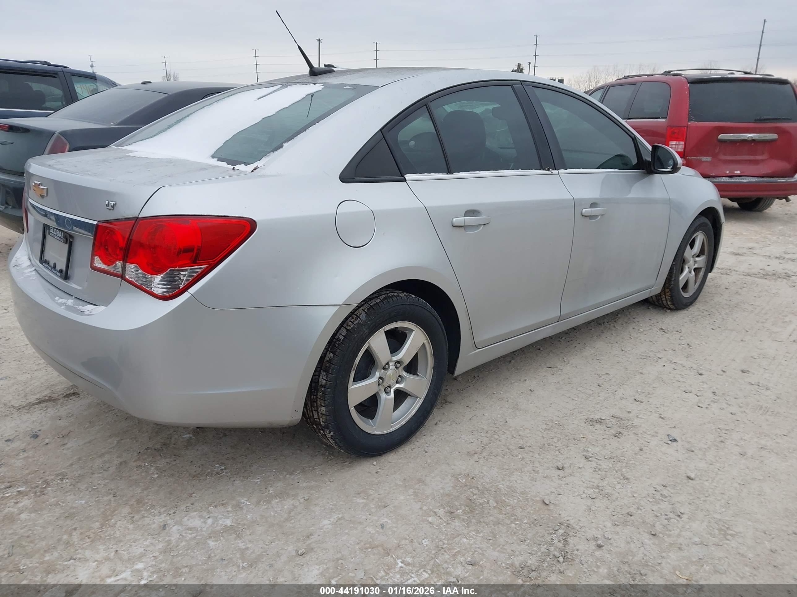 CHEVROLET CRUZE image 4